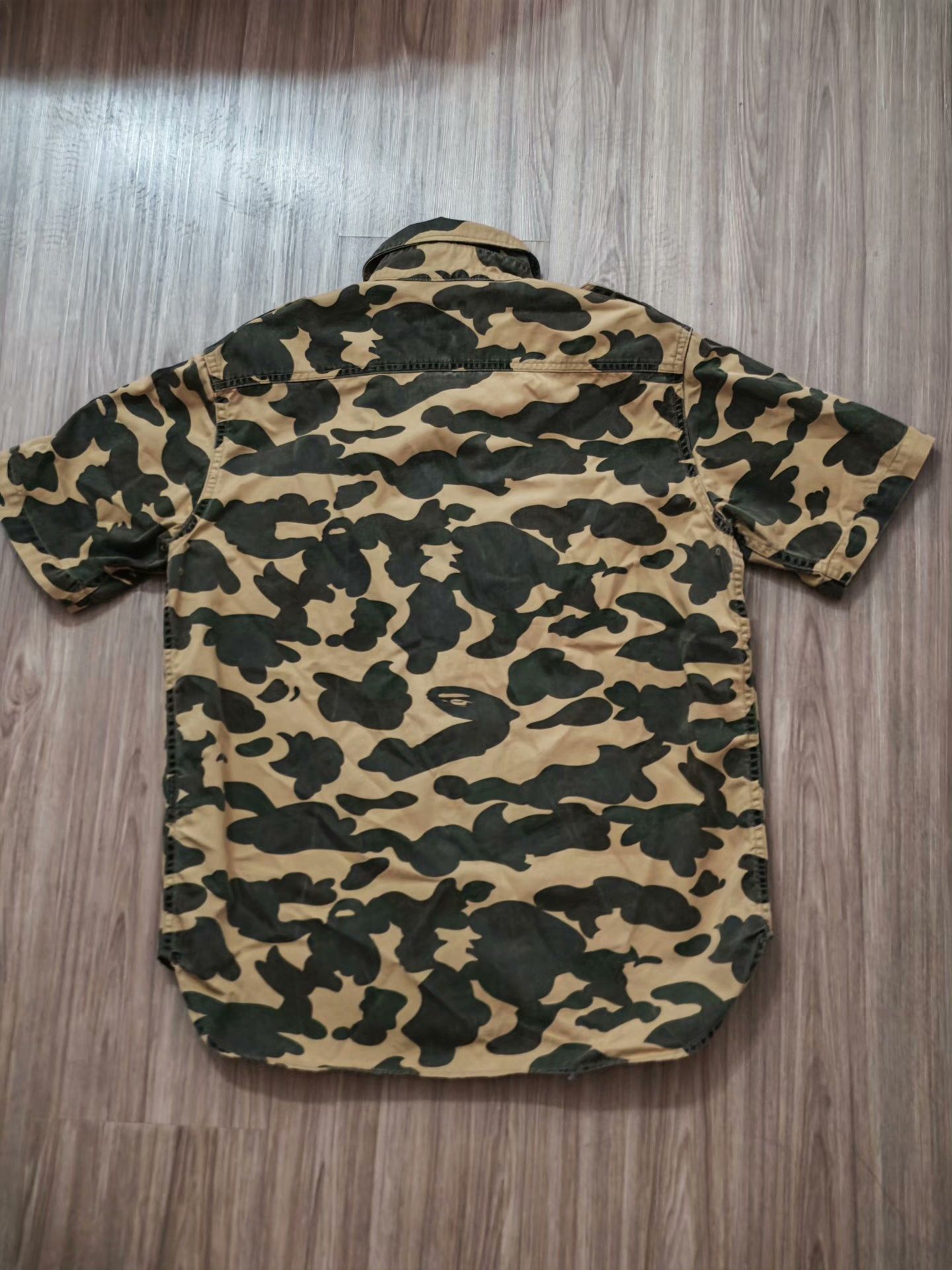 Bape Bape Camo Yellow Polo L Men Size US L / EU 52-54 / 3 - 2 Thumbnail