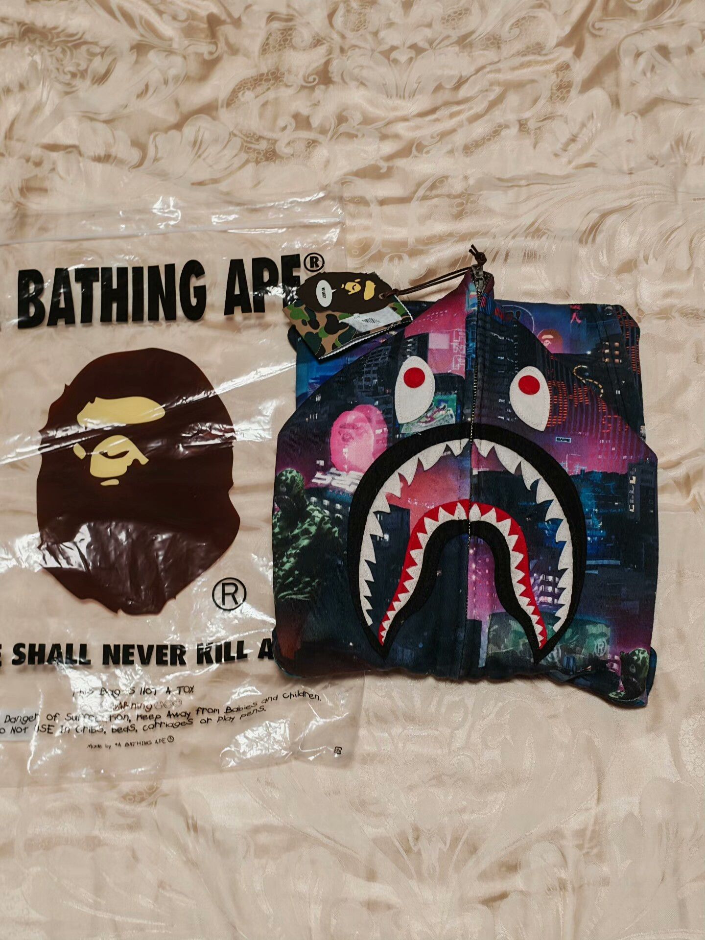 Bape Bape Light Jacket XL Men Size US XL / EU 56 / 4 - 3 Thumbnail
