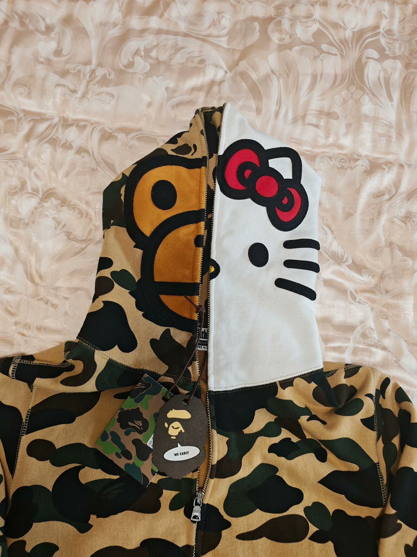 Bape Bape Collab Camo Yellow Hoodie M Men Size US M / EU 48-50 / 2 - 3 Thumbnail