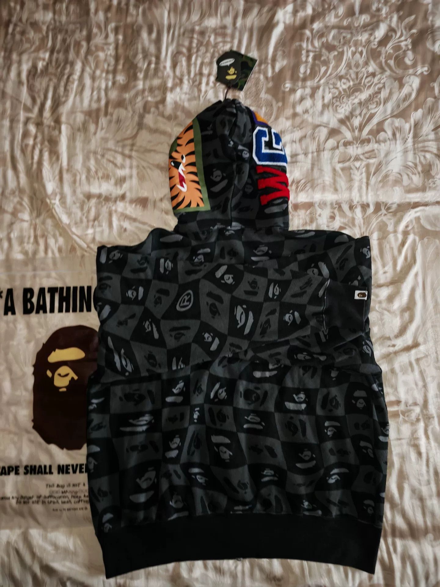 Bape Bape Black Hoodie L Men Size US L / EU 52-54 / 3 - 2 Thumbnail