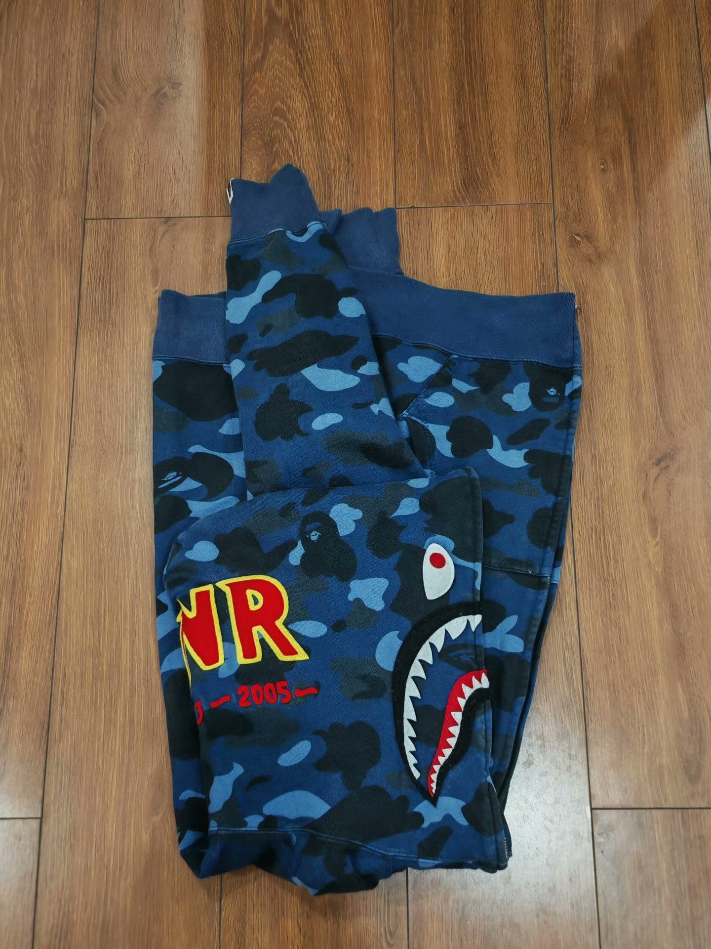 Bape Bape Shark Camo Black Light Jacket L Men Size US L / EU 52-54 / 3 - 5 Thumbnail