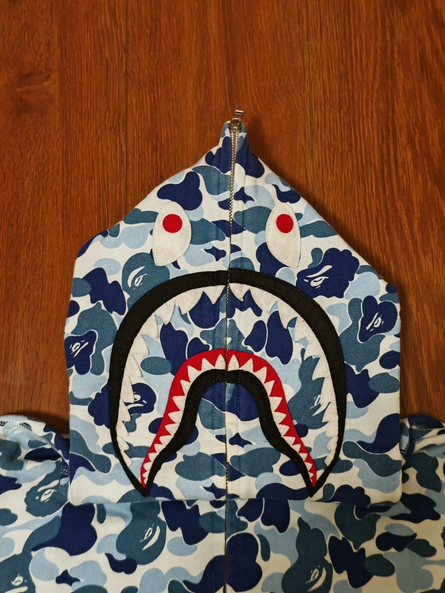 Bape Bape Shark Black Hoodie L Men Size US L / EU 52-54 / 3 - 3 Thumbnail