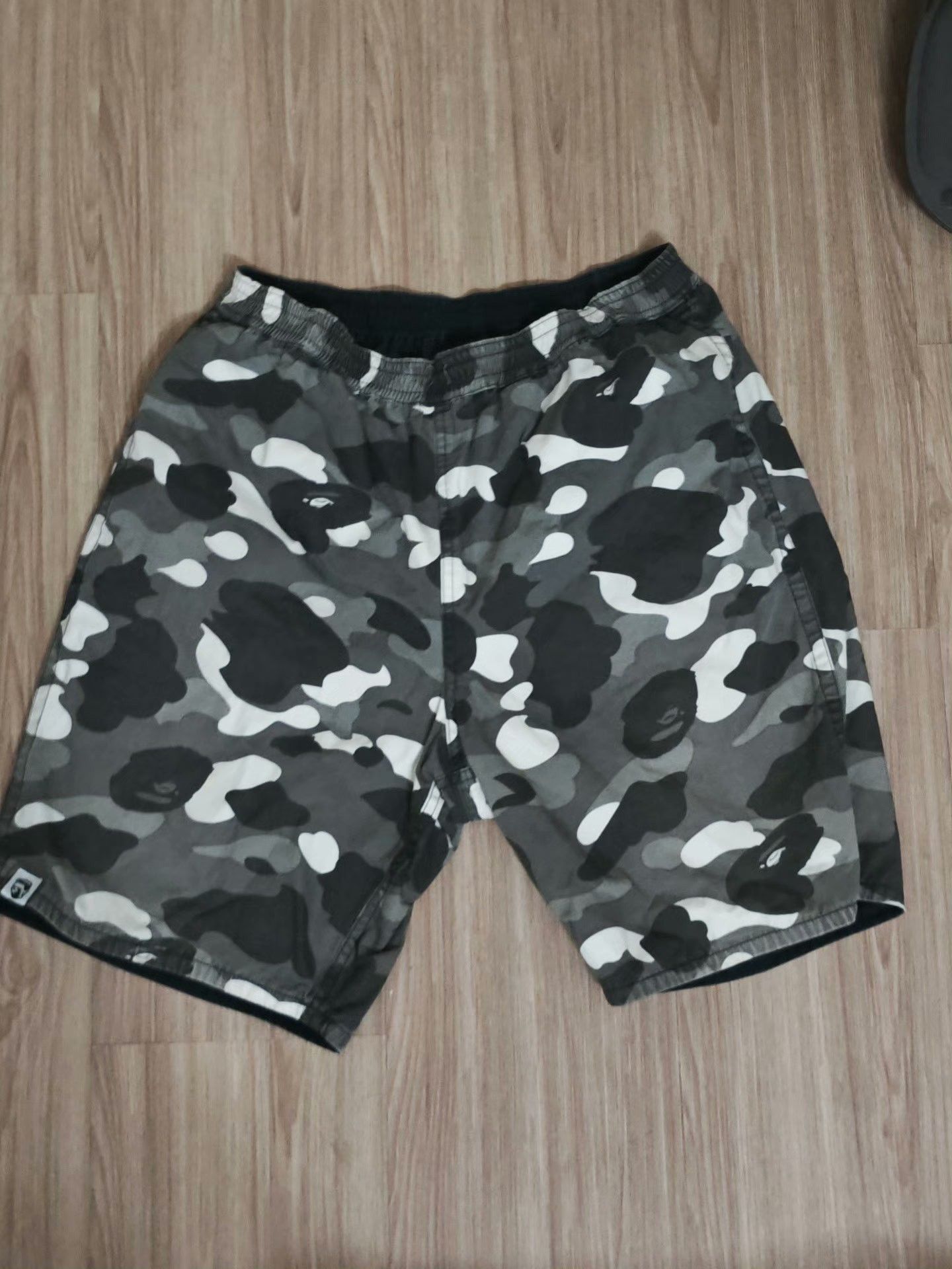 Bape Bape Shark Glow Shorts L Men Size US 34 / EU 50 - 3 Thumbnail