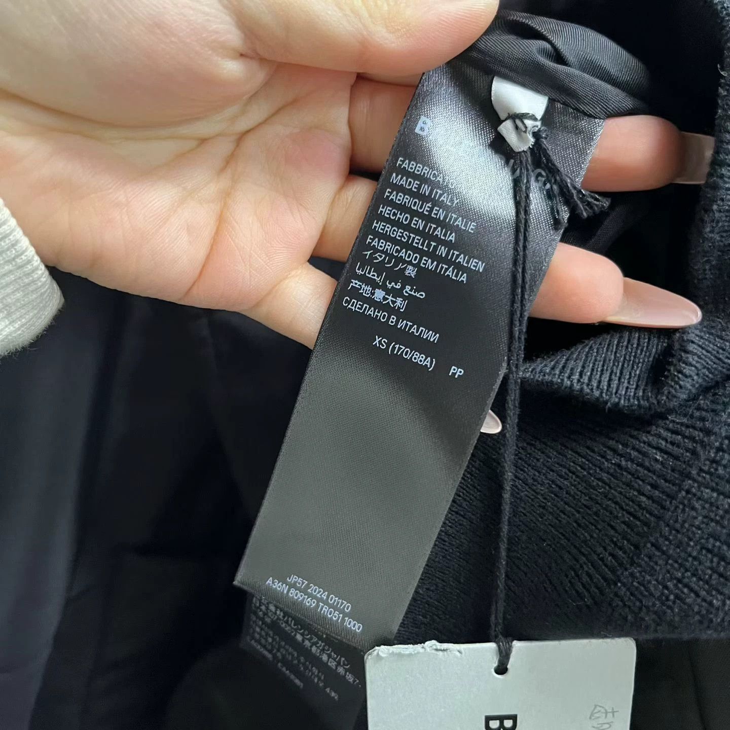 Balenciaga Balenciaga Embroidered Graphic Black Hoodie XS Men Size US XS / EU 42 / 0 - 3 Thumbnail