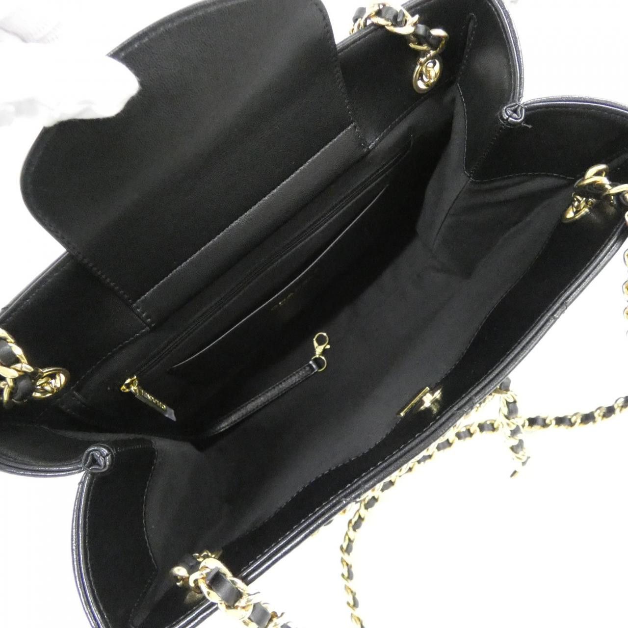 Chanel Chanel Chanel Lambskin Shoulder Bag Leather Shoulder Bag AS5743 DUTY FREE for USA Size ONE SIZE - 9 Thumbnail