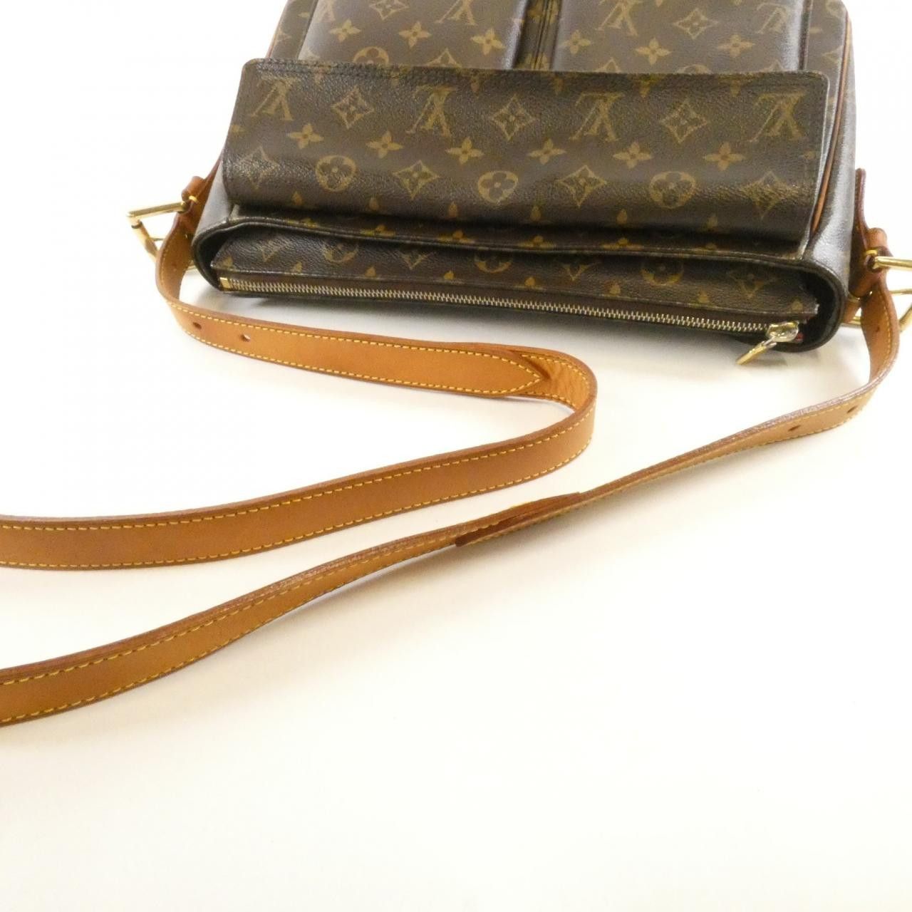 Louis Vuitton Louis Vuitton Louis Vuitton Viva Cite Monogram Shoulder Bag Textile Shoulder Bag M51163 DUTY FREE for USA Size ONE SIZE - 5 Thumbnail
