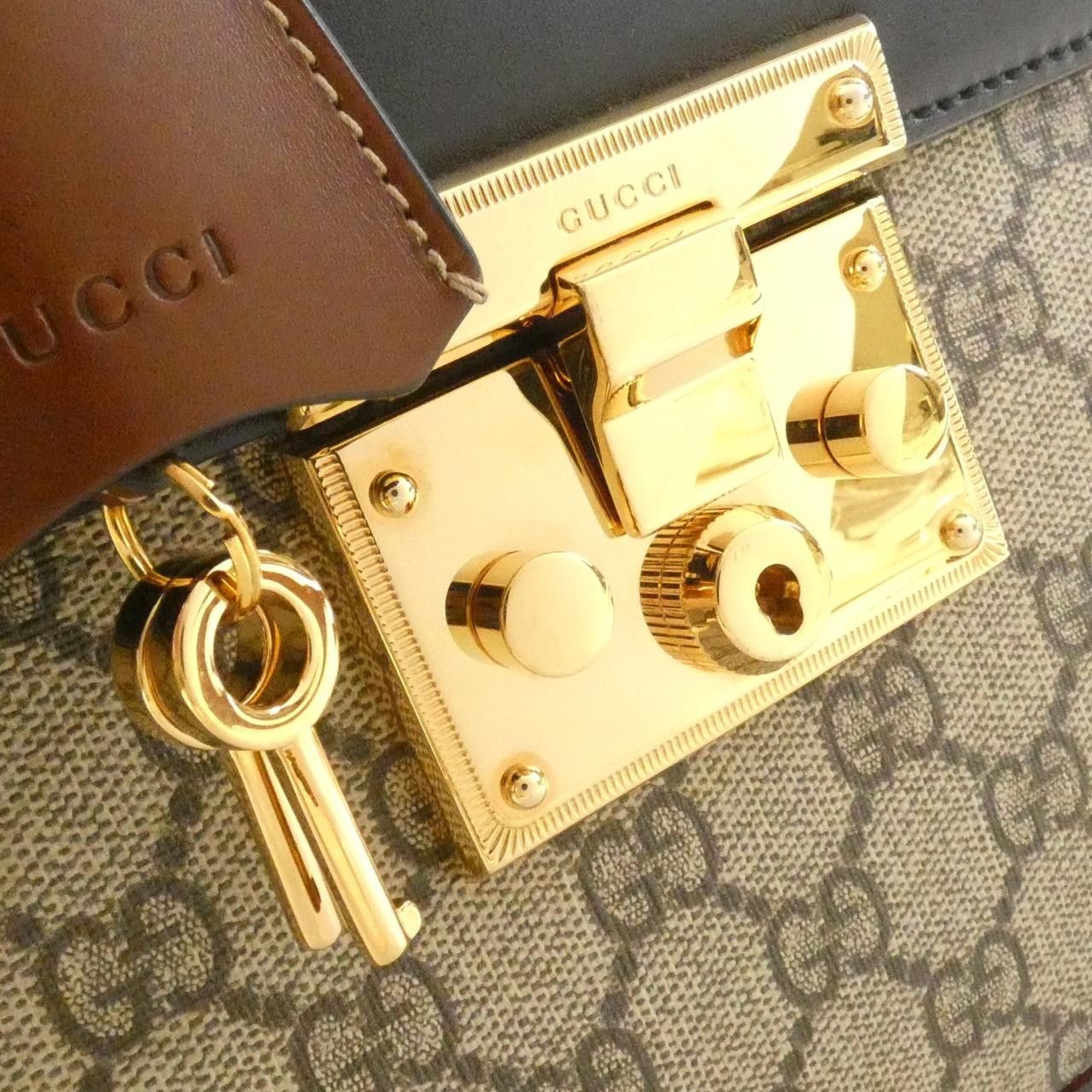 Gucci Gucci Gucci Padlock GG Supreme shoulder bag Textile Shoulder Bag 453188KLQJG DUTY FREE for USA Size ONE SIZE - 4 Thumbnail