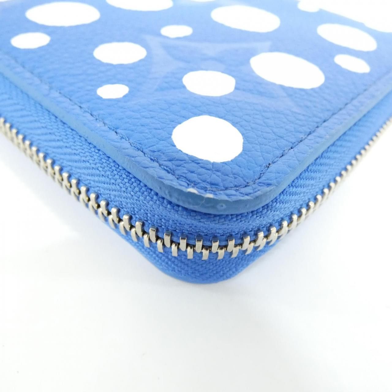 Louis Vuitton Louis Vuitton Louis Vuitton Monogram Empreinte Zippy Wallet Long Wallet Limited Leather Long Wallet M81954 DUTY FREE for USA Size ONE SIZE - 4 Thumbnail