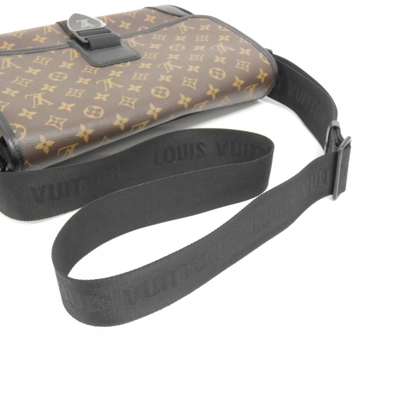 Louis Vuitton Louis Vuitton Louis Vuitton Monogram Macassar Archie Messenger Shoulder Bag Textile Shoulder Bag M46328 DUTY FREE for USA Size ONE SIZE - 6 Thumbnail