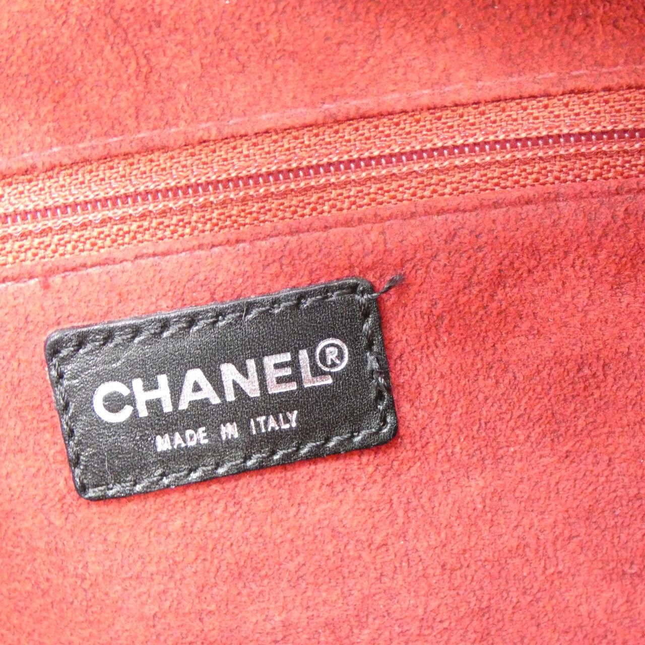 Chanel Chanel Chanel Choco Bar Leather Handbag Plastic / Synthetic Shoulder Bag 19270 DUTY FREE for USA Size ONE SIZE - 10 Thumbnail