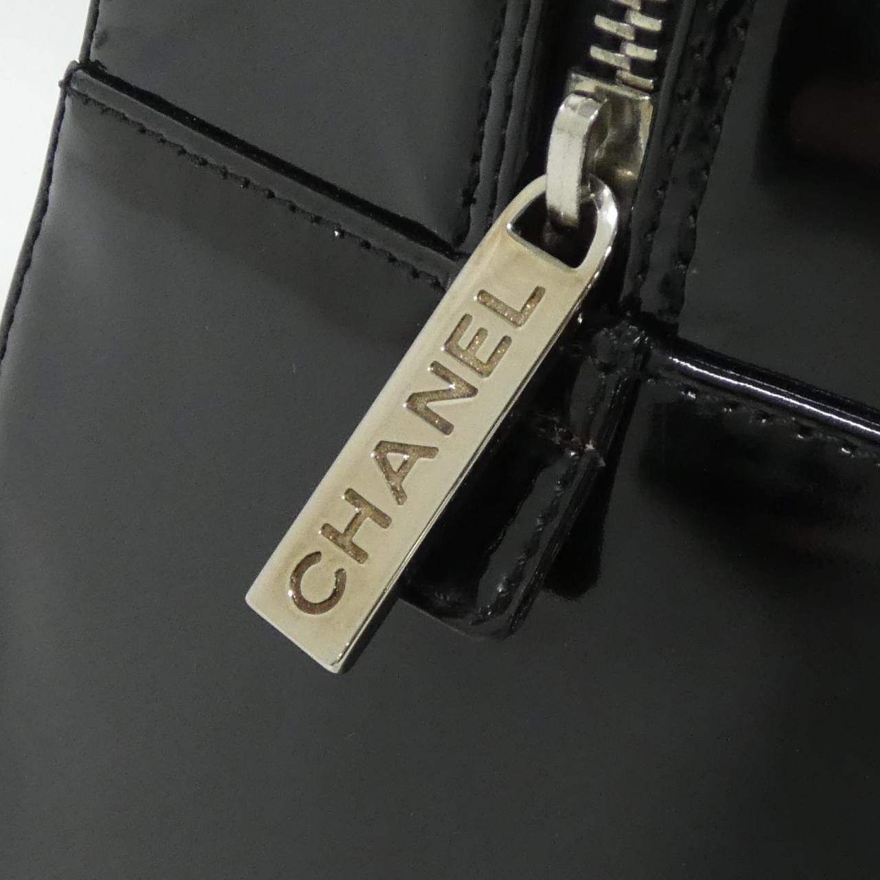 Chanel Chanel Chanel Choco Bar Leather Handbag Plastic / Synthetic Shoulder Bag 19270 DUTY FREE for USA Size ONE SIZE - 4 Thumbnail