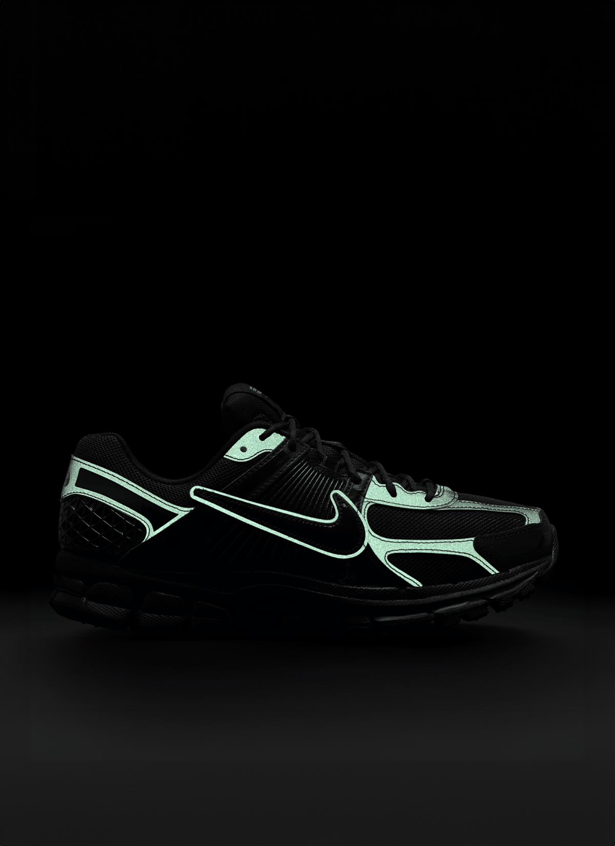 Nike DSM 20th Anniversary Air Zoom Vomero 5 Black Size US 9.5 / EU 42-43 - 2 Thumbnail