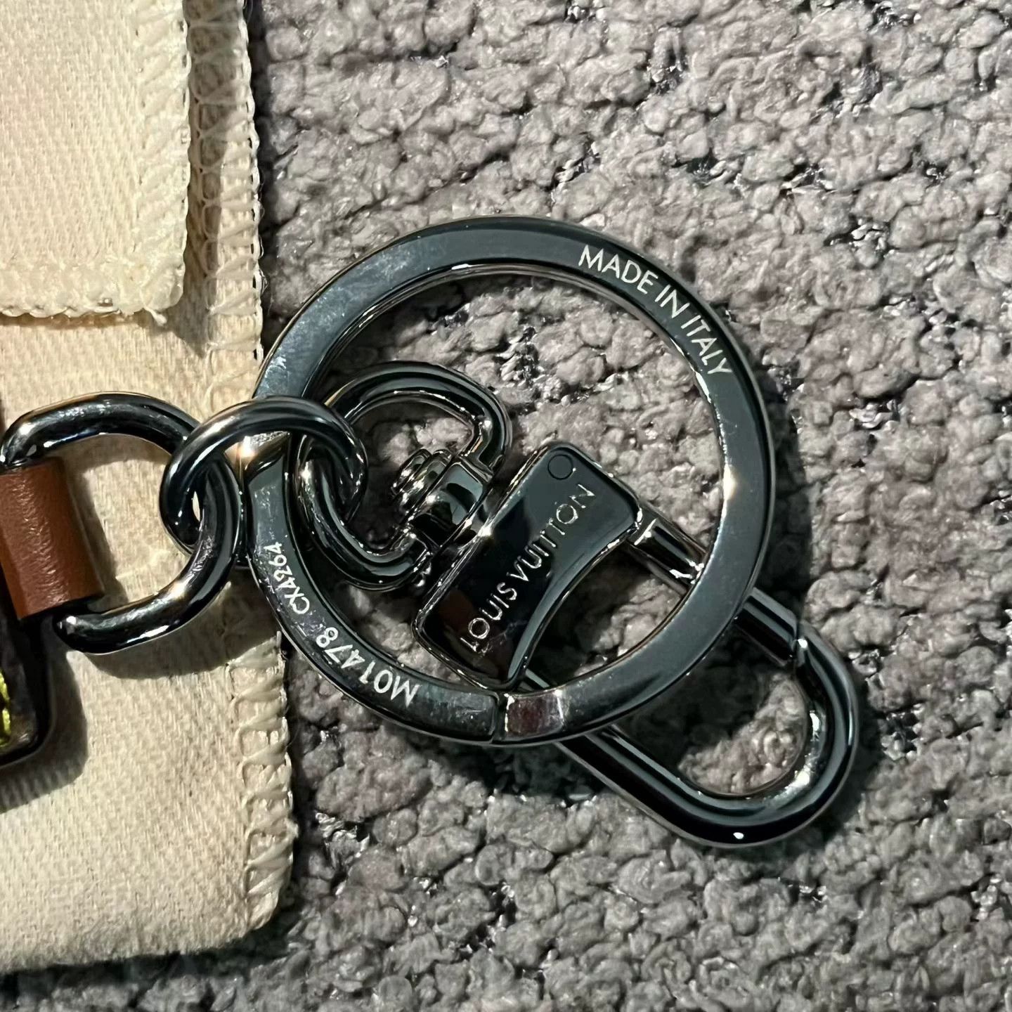 Louis Vuitton Louis Vuitton Brown Hoodie Men Size US M / EU 48-50 / 2 - 4 Thumbnail