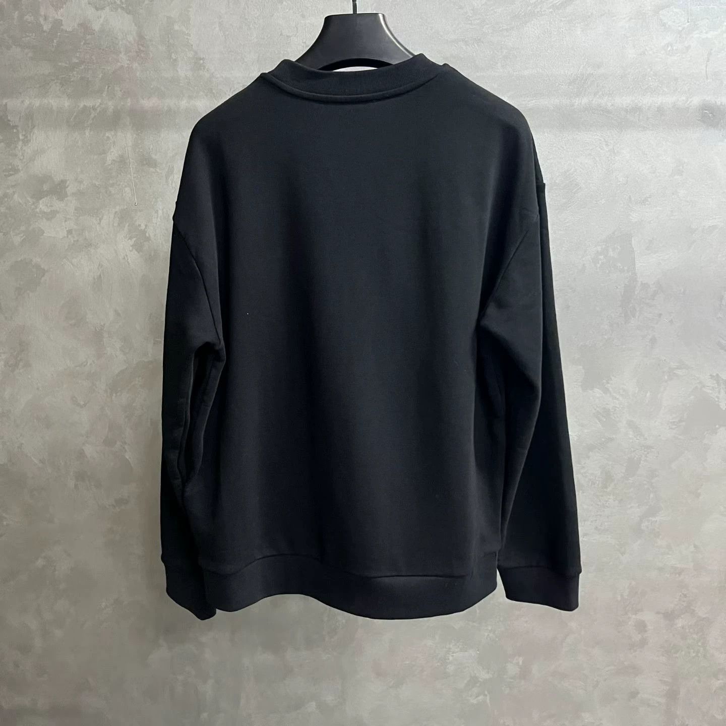 Louis Vuitton Louis Vuitton Retro Black T-Shirt L Women Size L / US 10 / IT 46 - 5 Thumbnail