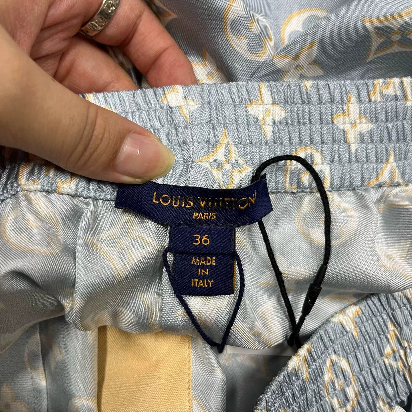 Louis Vuitton Louis Vuitton Retro Striped Blue Hoodie 34 Men Size US XS / EU 42 / 0 - 6 Thumbnail