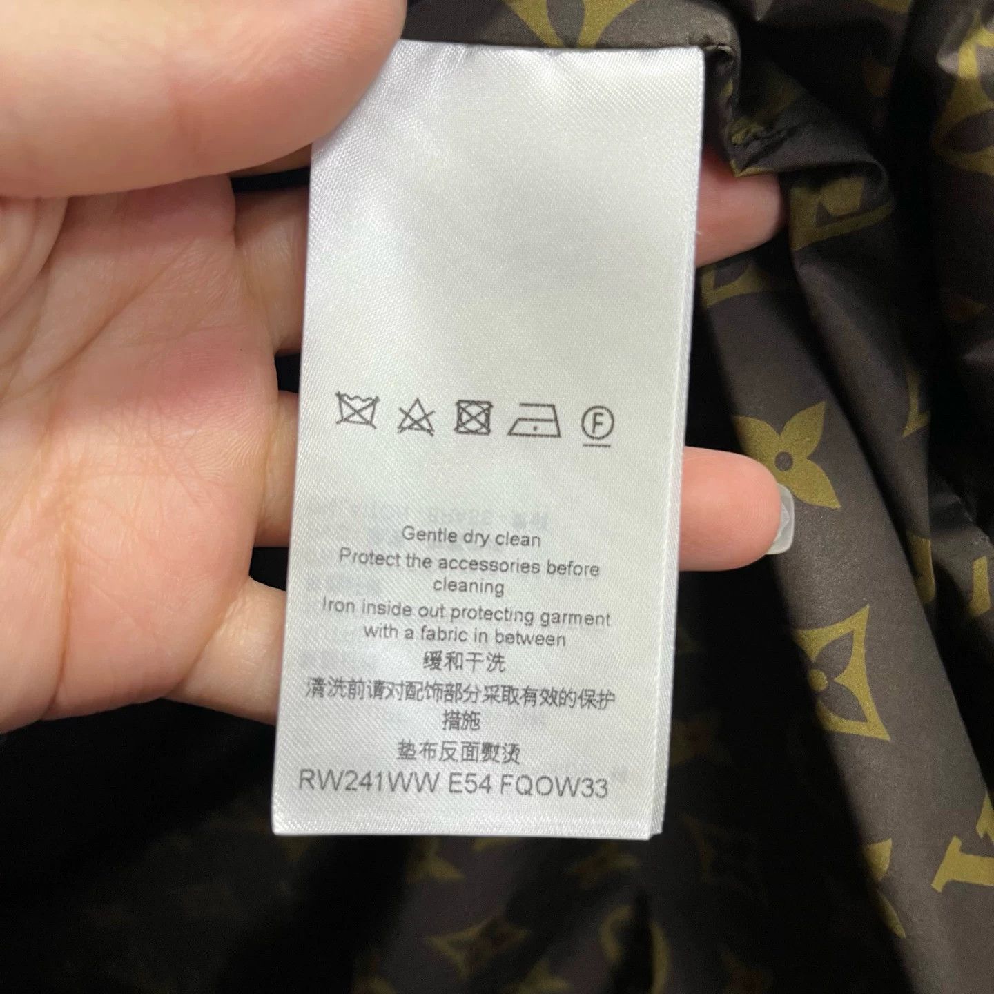 Louis Vuitton Louis Vuitton White Designer Casual Size XXL / US 16-18 / IT 52-54 - 4 Thumbnail