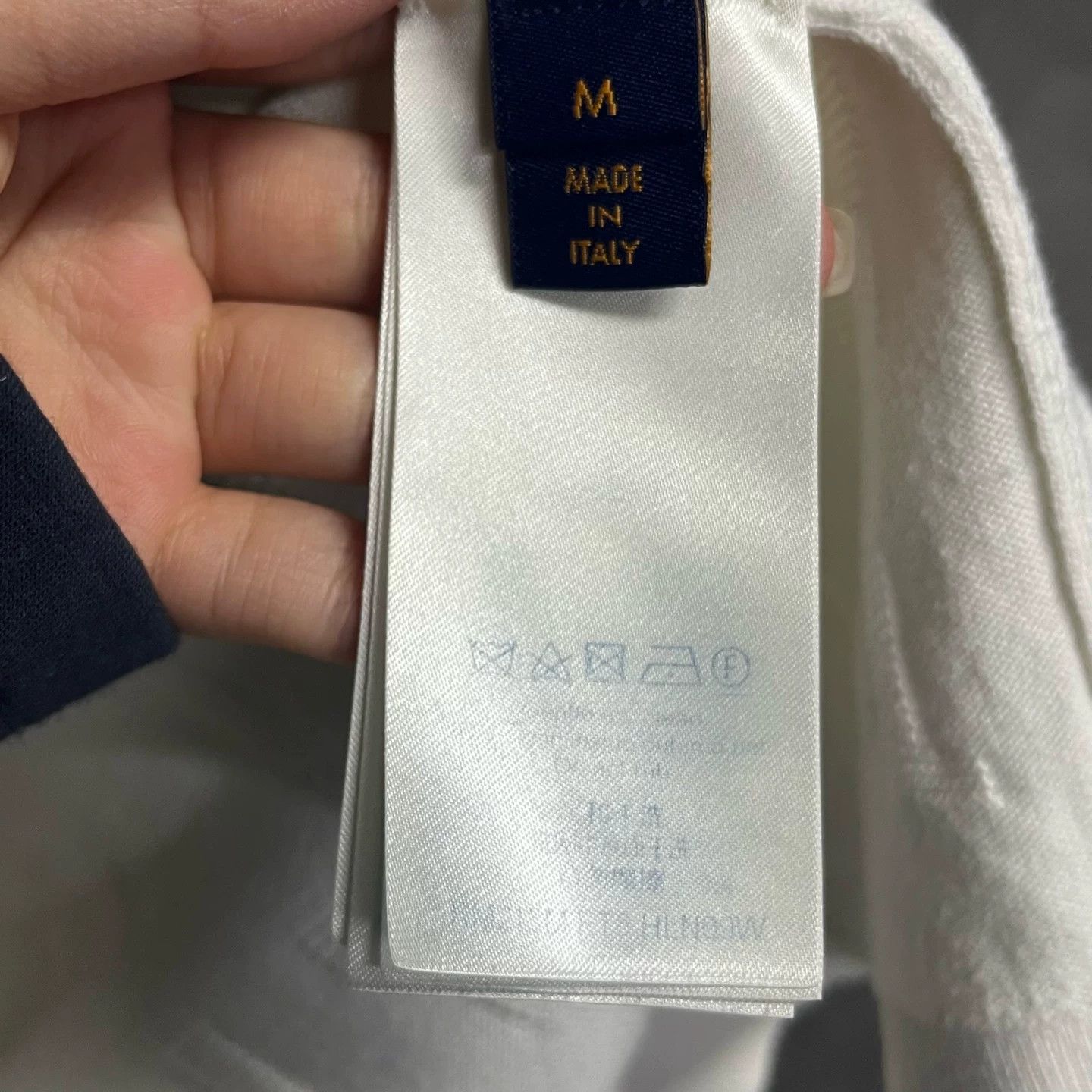 Louis Vuitton Louis Vuitton White T-Shirt M Women Size M / US 6-8 / IT 42-44 - 4 Thumbnail
