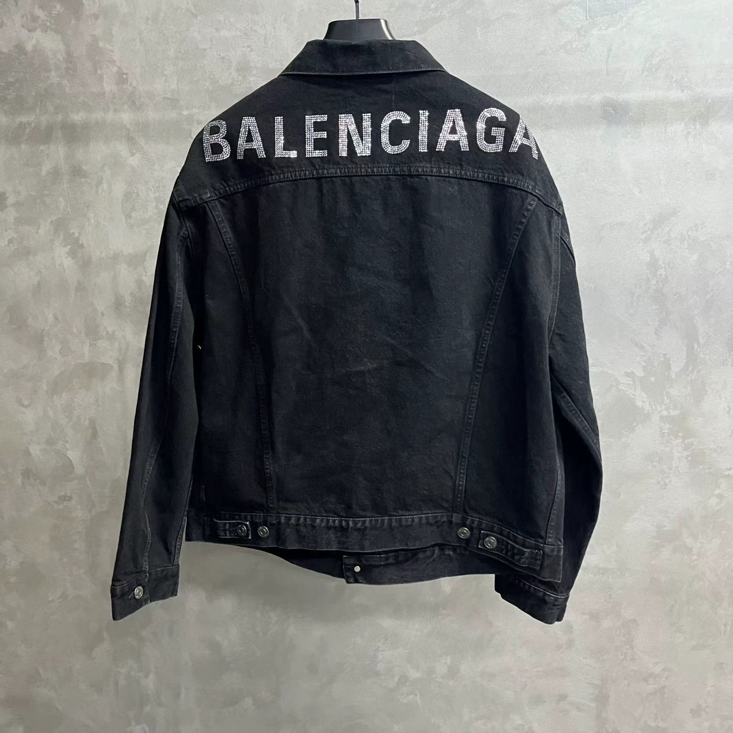 Balenciaga Balenciaga Retro Denim Black Hoodie 38 Men Size US S / EU 44-46 / 1 - 5 Thumbnail