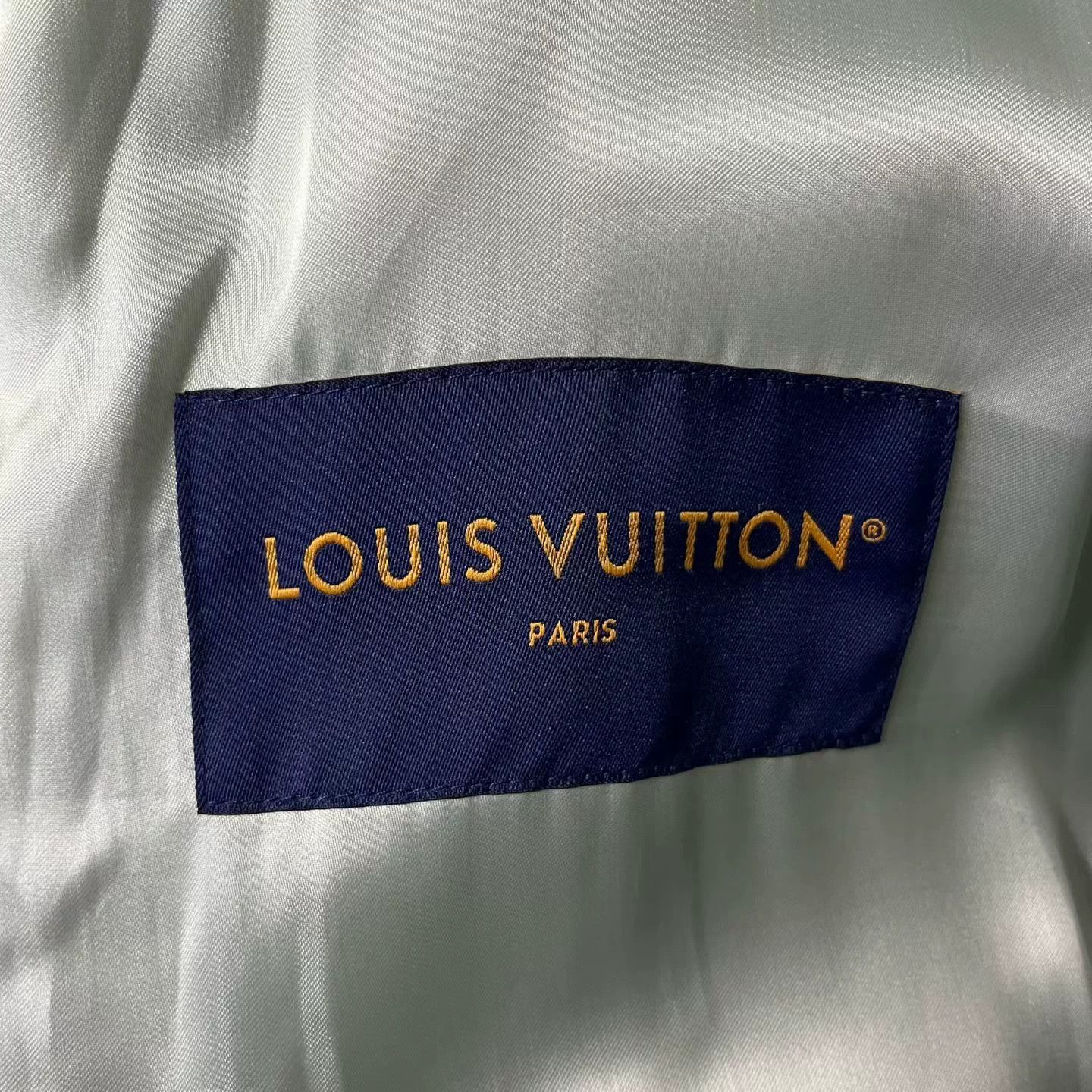 Louis Vuitton Louis Vuitton Multi Designer Casual Size 3XL / US 20-22 - 2 Thumbnail