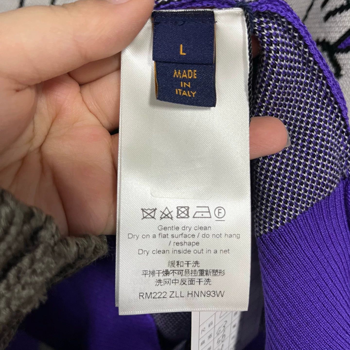 Louis Vuitton Louis Vuitton Retro Purple T-Shirt M Women Size M / US 6-8 / IT 42-44 - 3 Thumbnail