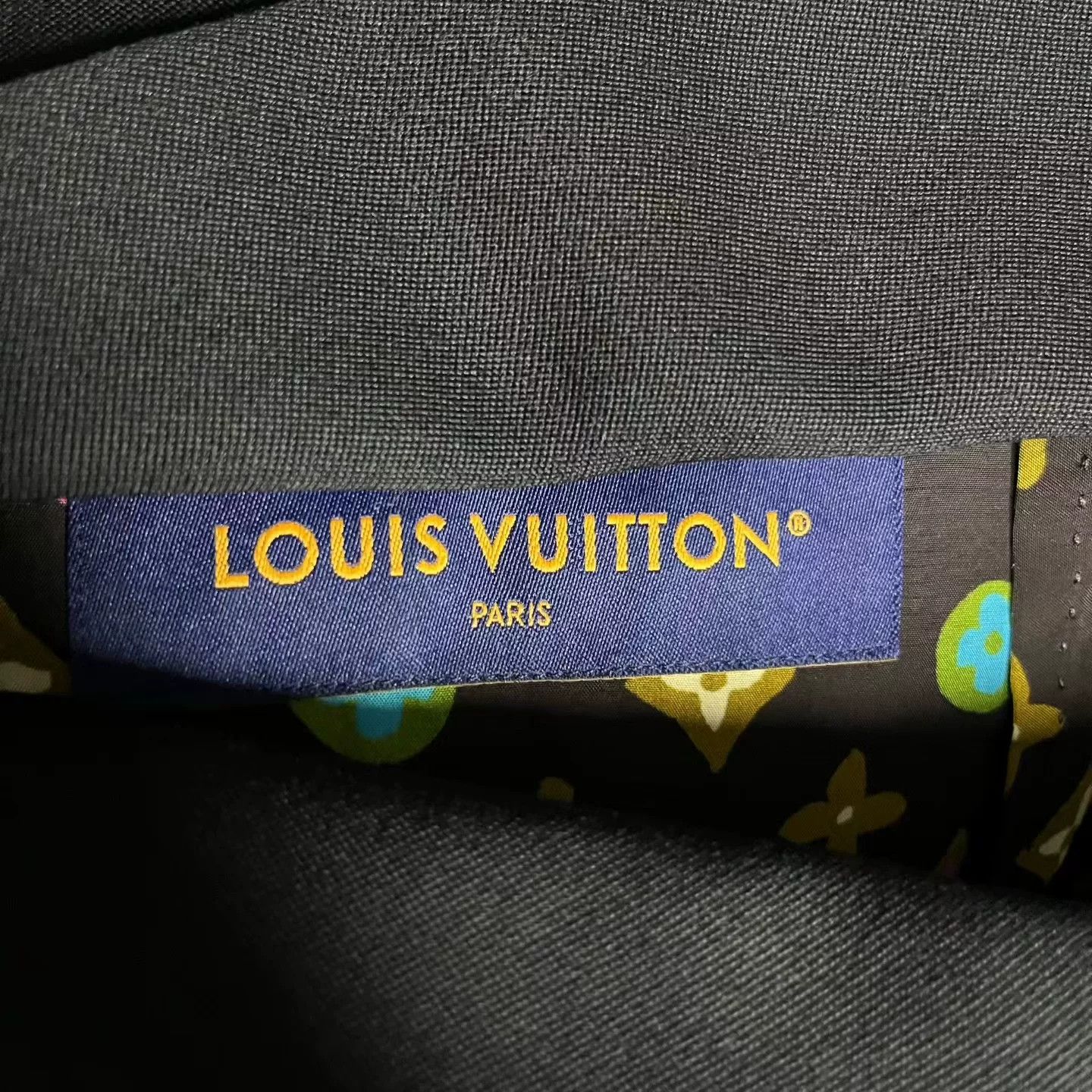 Louis Vuitton Louis Vuitton Black Designer Casual Size 3XL / US 20-22 - 2 Thumbnail