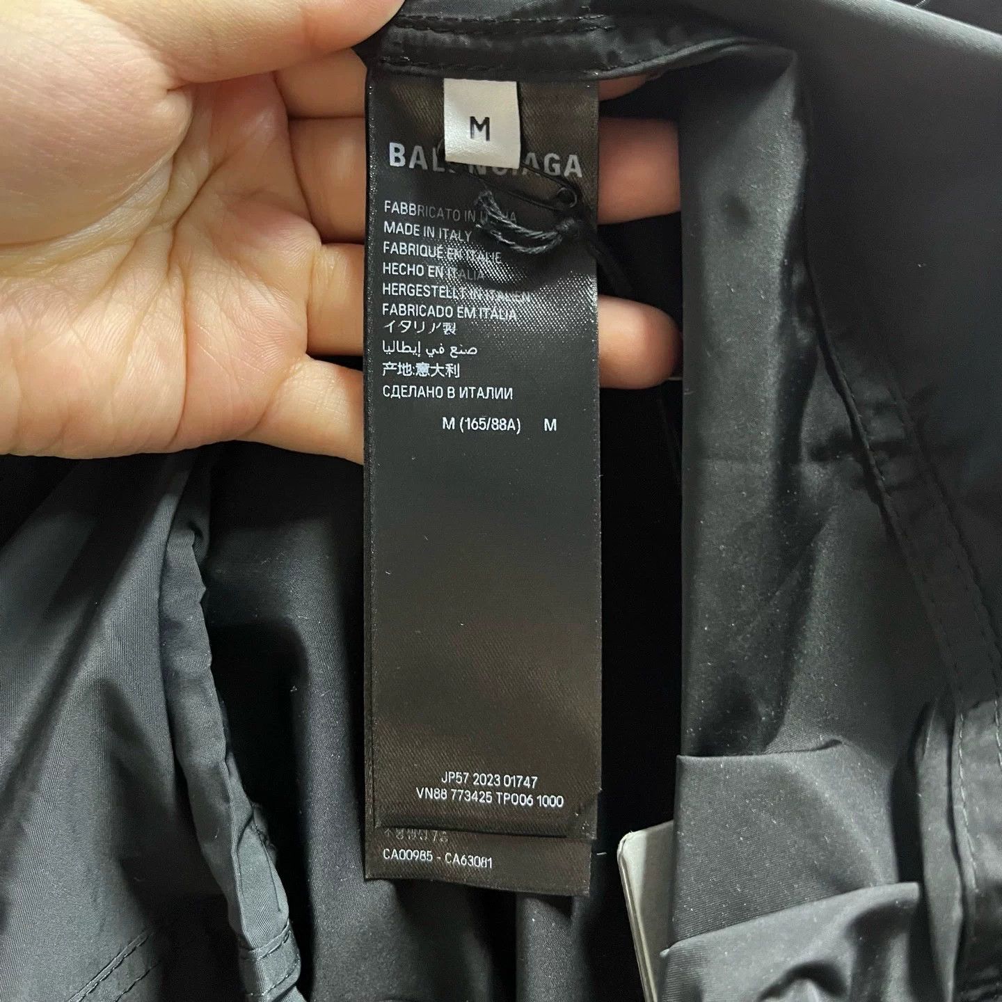 Balenciaga Balenciaga Retro Printed Black Hoodie S Men Size US S / EU 44-46 / 1 - 7 Thumbnail