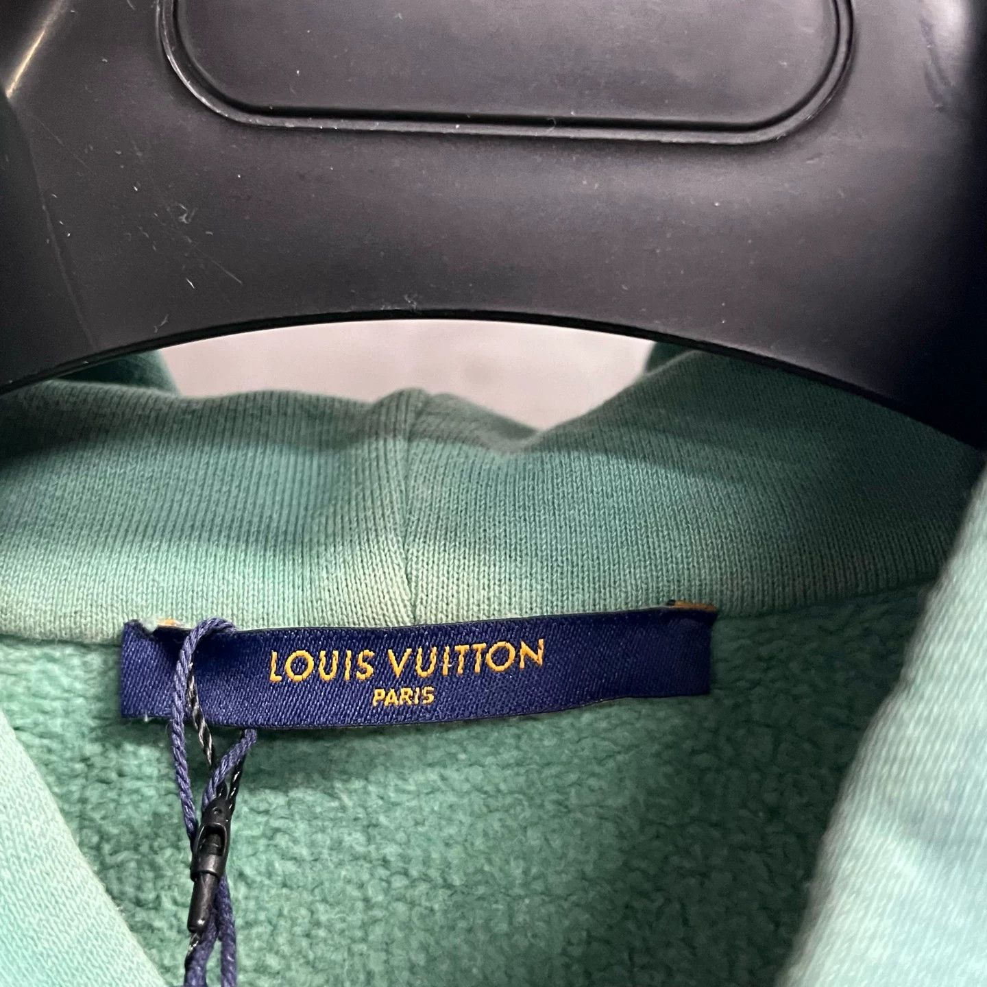 Louis Vuitton Louis Vuitton Retro Green T-Shirt XL Women Size XL / US 12-14 / IT 48-50 - 3 Thumbnail