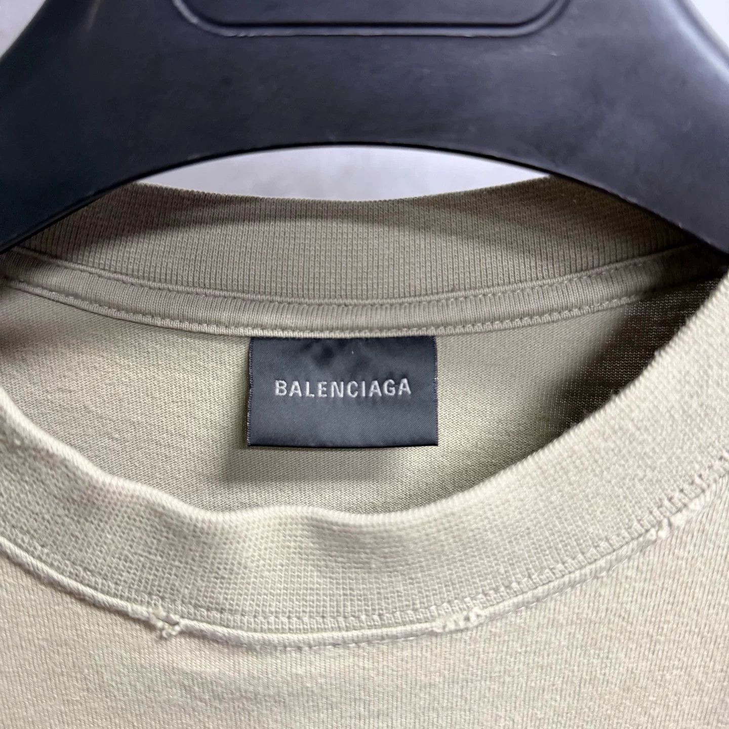 Balenciaga Balenciaga Retro Printed White Hoodie M Men Size US M / EU 48-50 / 2 - 2 Thumbnail