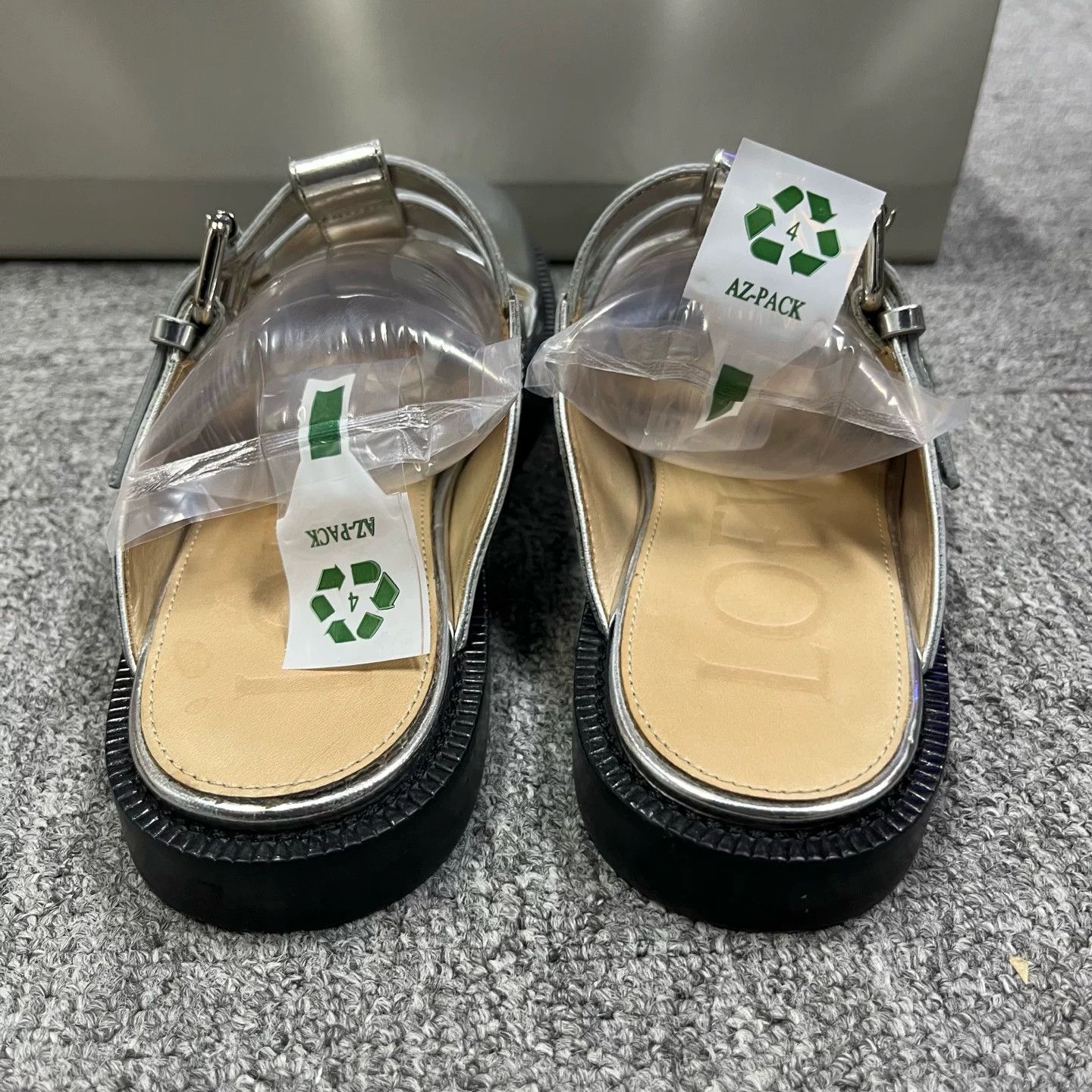 Loewe Loewe Leather Silver Lowtop Sneakers 37 Women Size US 6.5 / IT 36.5 - 4 Thumbnail