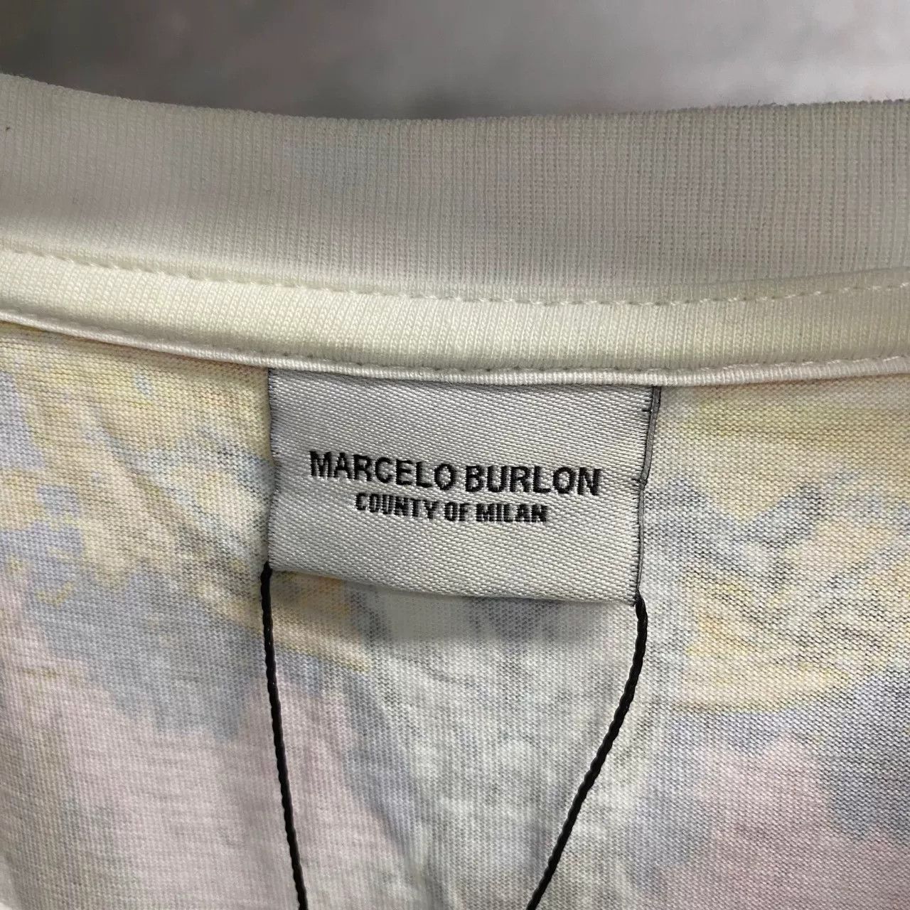 Louis Vuitton Louis Vuitton Retro Graphic White Hoodie XL Men Size US XL / EU 56 / 4 - 5 Thumbnail