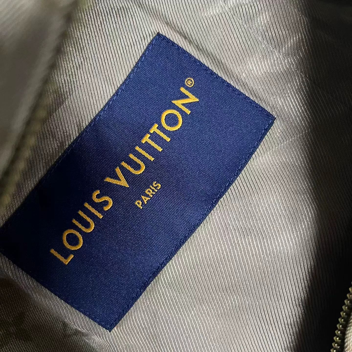 Louis Vuitton Louis Vuitton Pink Designer Casual Size 4XL / US 24-26 - 2 Thumbnail