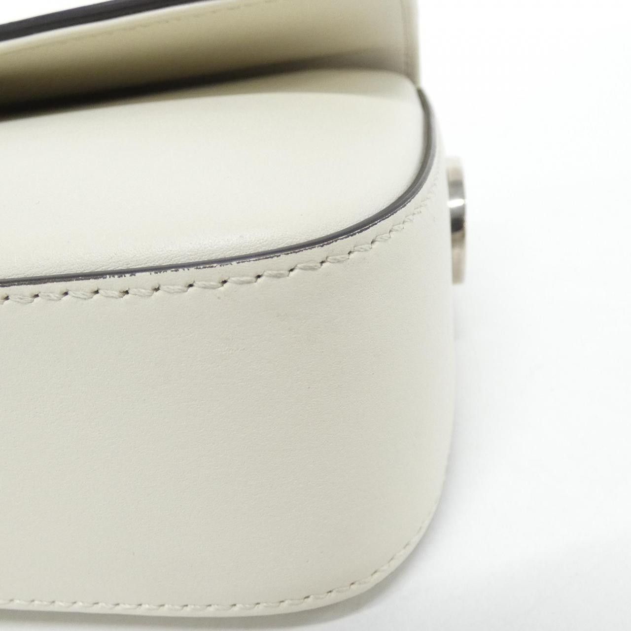 Gucci Gucci Gucci PETITE GG Leather Shoulder Bag Leather Shoulder Bag 739722AACAW DUTY FREE for USA Size ONE SIZE - 3 Thumbnail