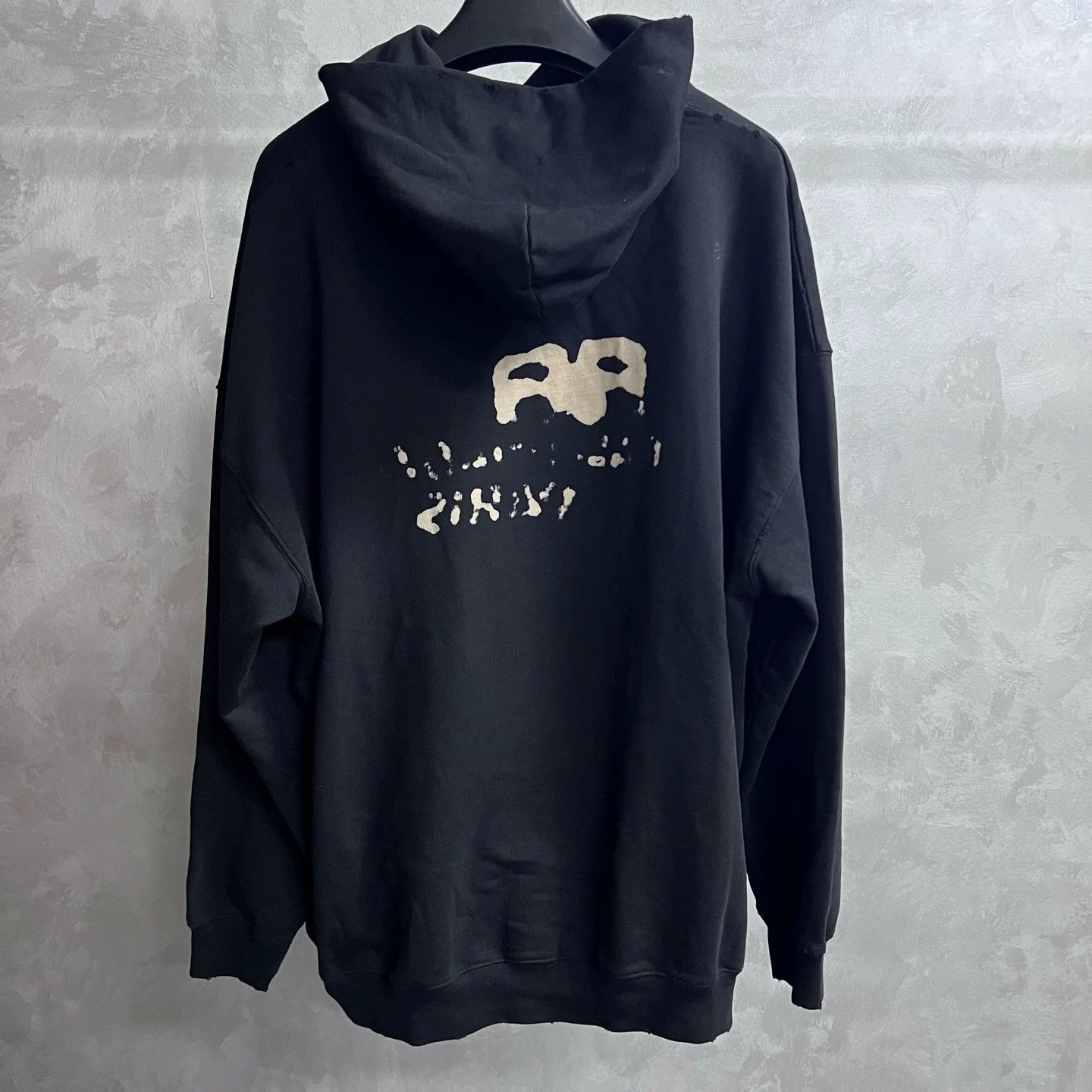 Balenciaga Balenciaga Retro Printed Black Hoodie XS Men Size US XS / EU 42 / 0 - 5 Thumbnail
