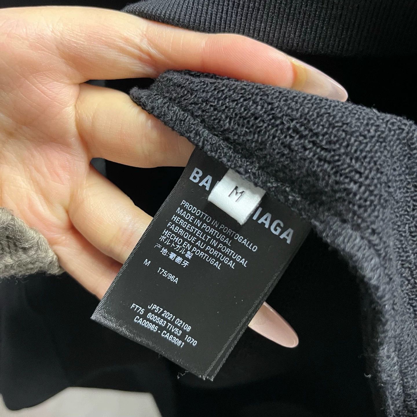 Balenciaga Balenciaga Retro Printed Black Hoodie M Men Size US M / EU 48-50 / 2 - 3 Thumbnail