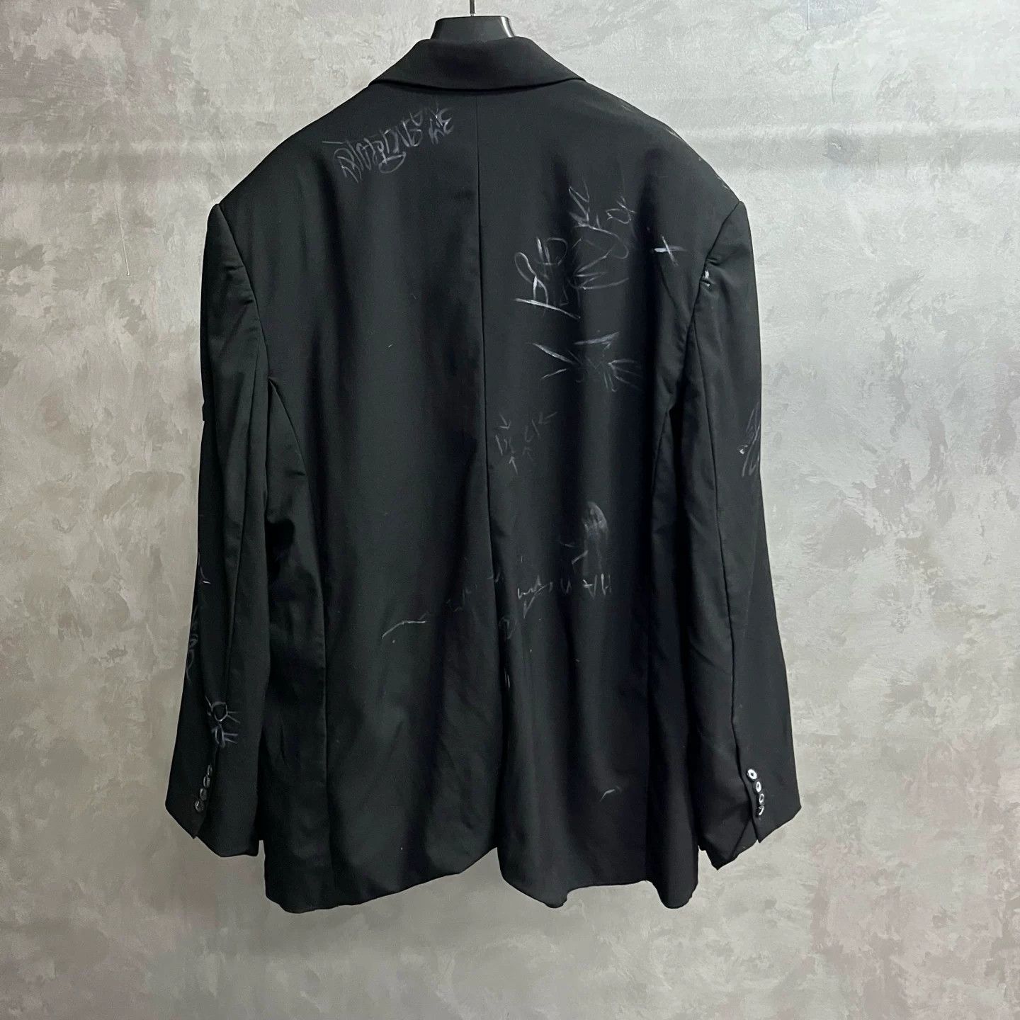 Balenciaga Balenciaga Formal Printed Black Hoodie 2 Men Size US XS / EU 42 / 0 - 5 Thumbnail