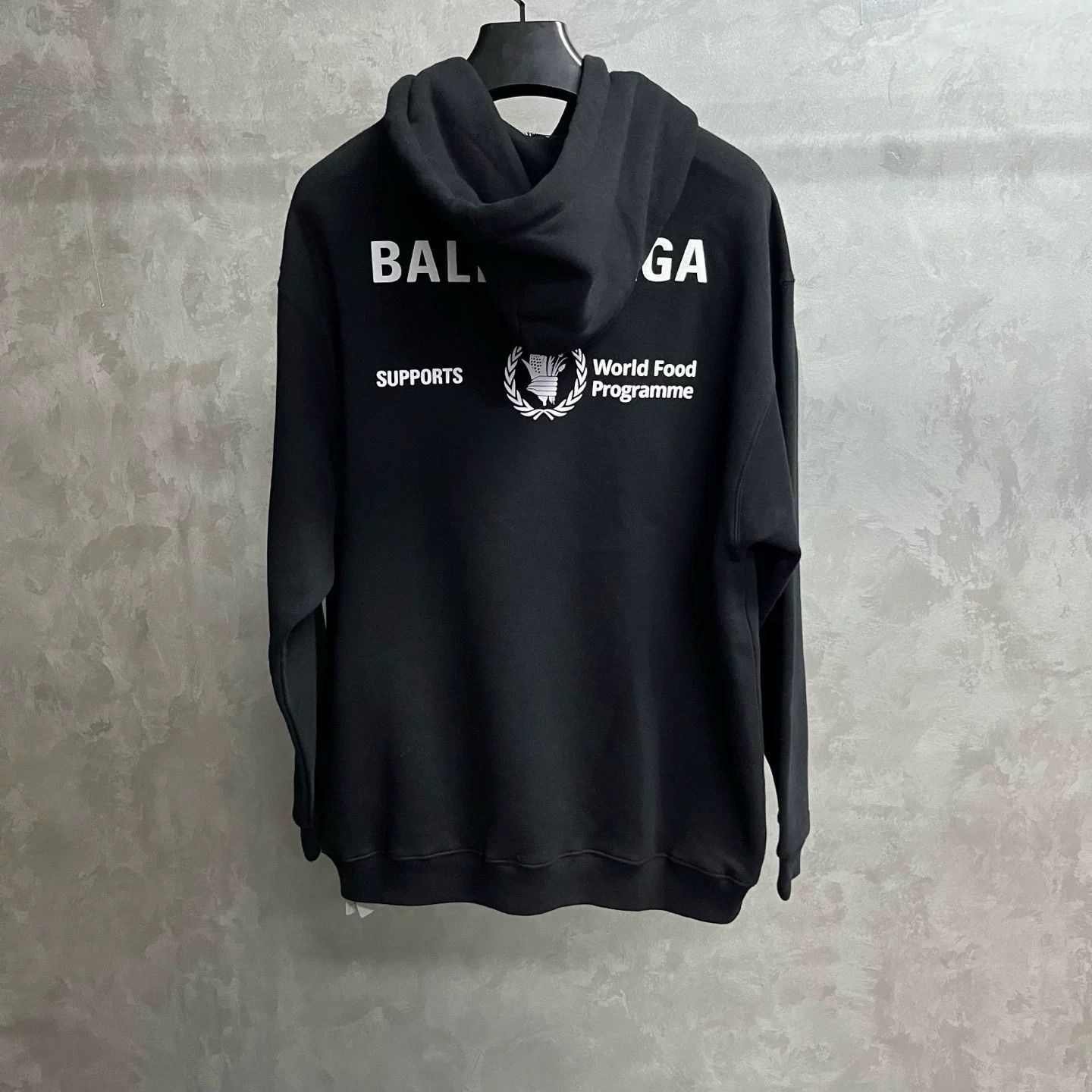 Balenciaga Balenciaga Printed Black Hoodie S Men Size US S / EU 44-46 / 1 - 5 Thumbnail