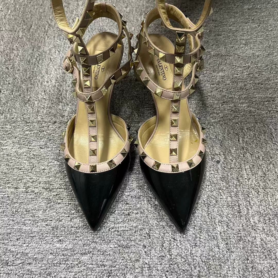 Valentino Valentino Leather Black Lowtop Sneakers 37 Women Size US 6.5 / IT 36.5 - 2 Thumbnail