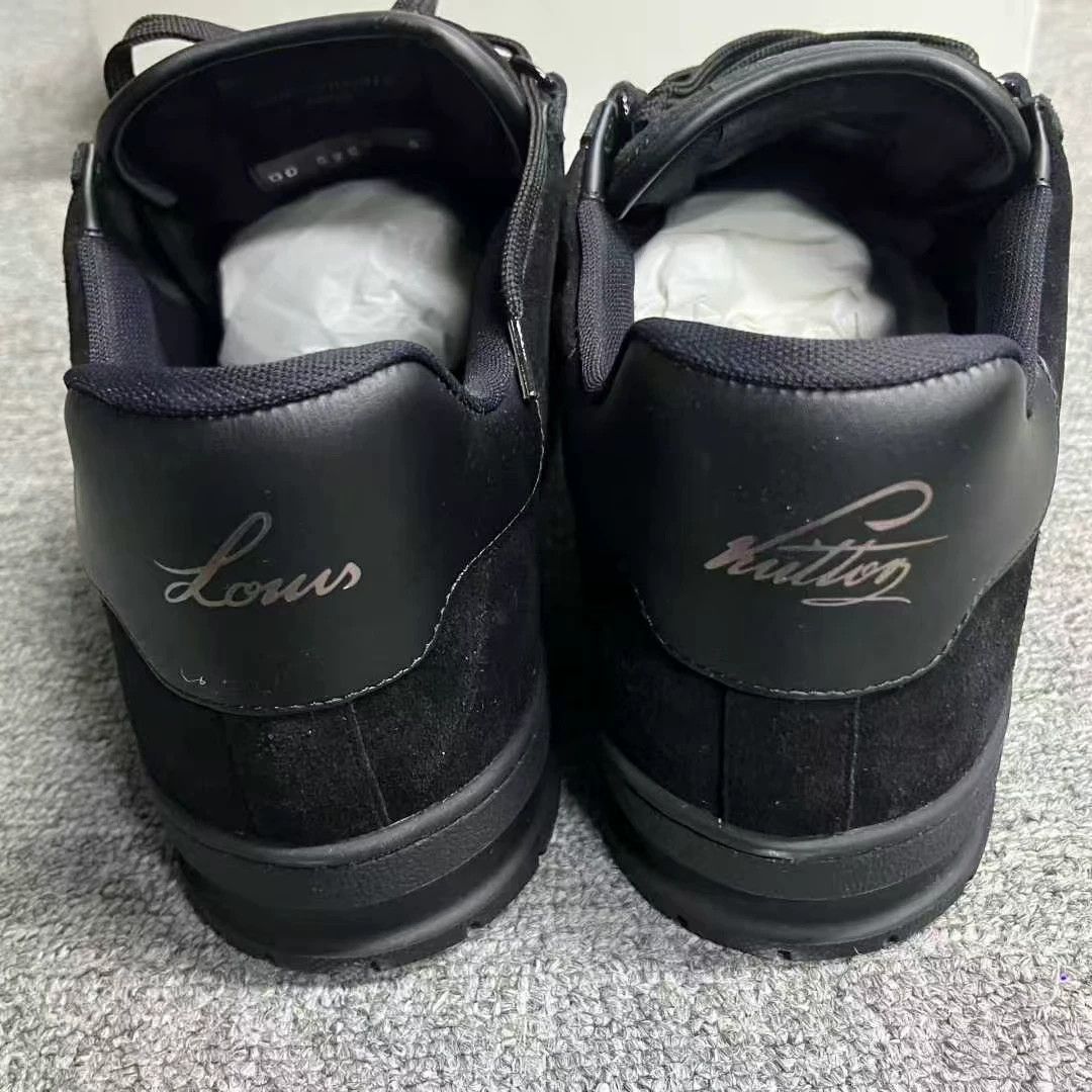 Louis Vuitton Louis Vuitton Black Lowtop Sneakers 9 Women Size US 9 / IT 39 - 4 Thumbnail