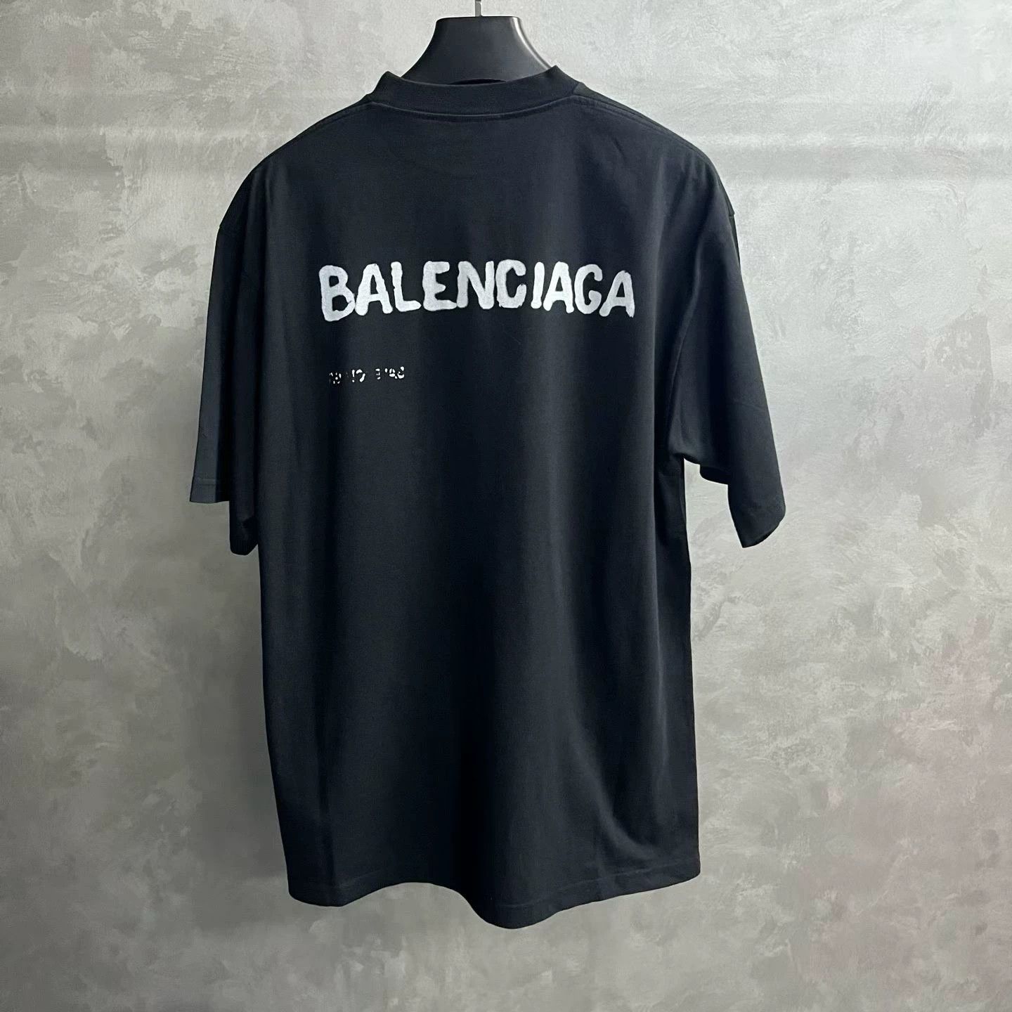 Balenciaga Balenciaga Retro Printed Black Hoodie XS Men Size US XS / EU 42 / 0 - 5 Thumbnail