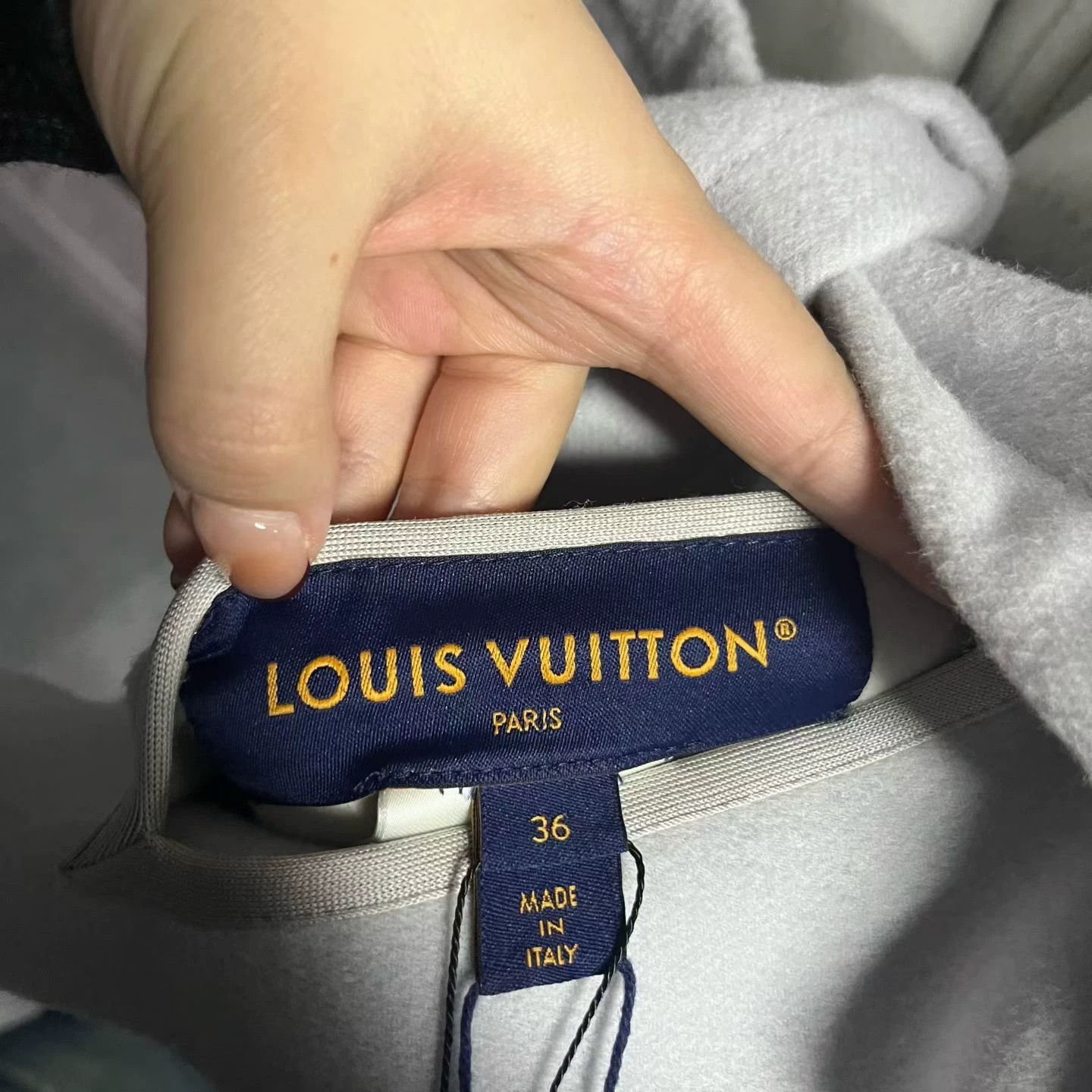 Louis Vuitton Louis Vuitton Gray Cap Designer Size XS / US 0-2 / IT 36-38 - 2 Thumbnail