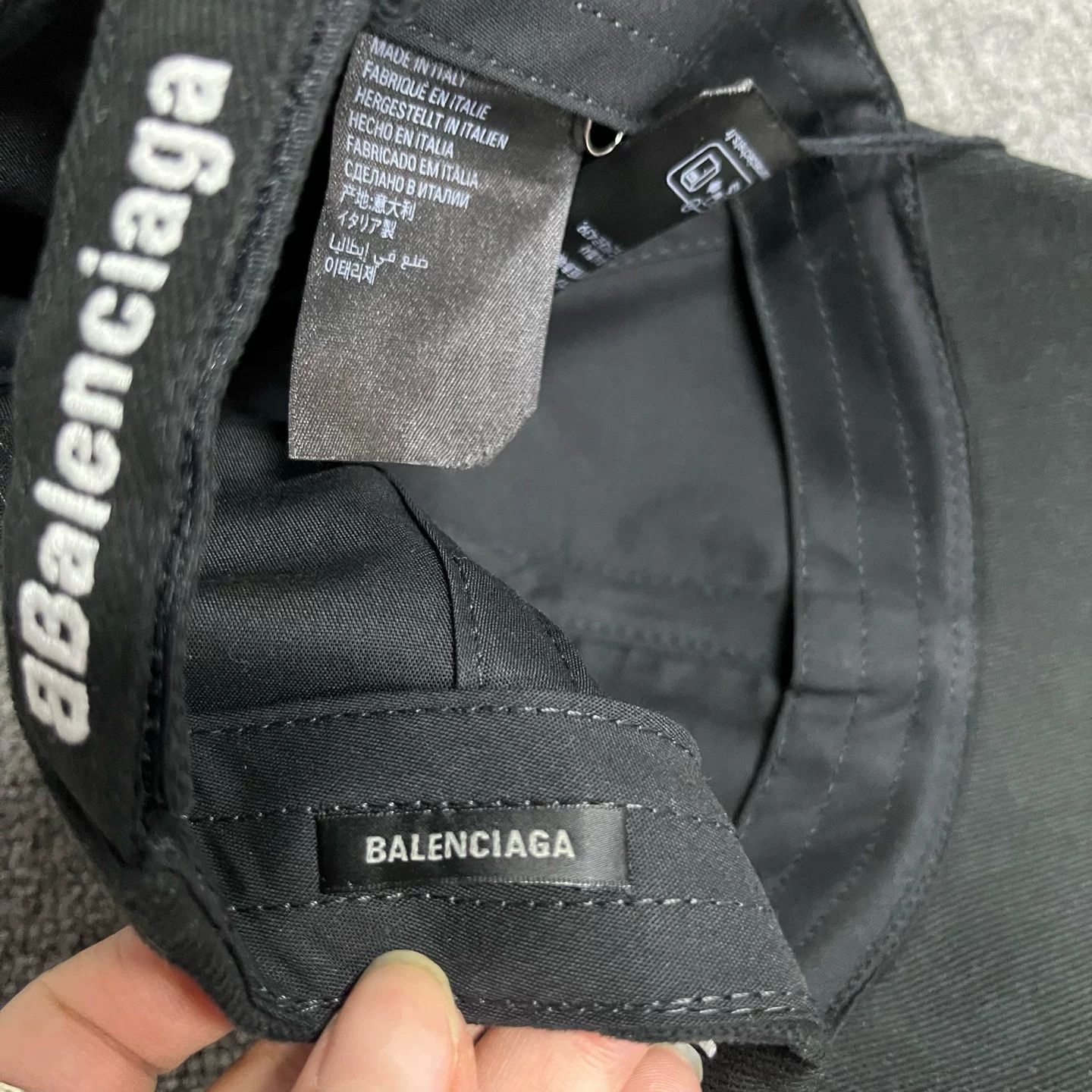 Balenciaga Balenciaga Black Hoodie S Men Size US S / EU 44-46 / 1 - 3 Thumbnail