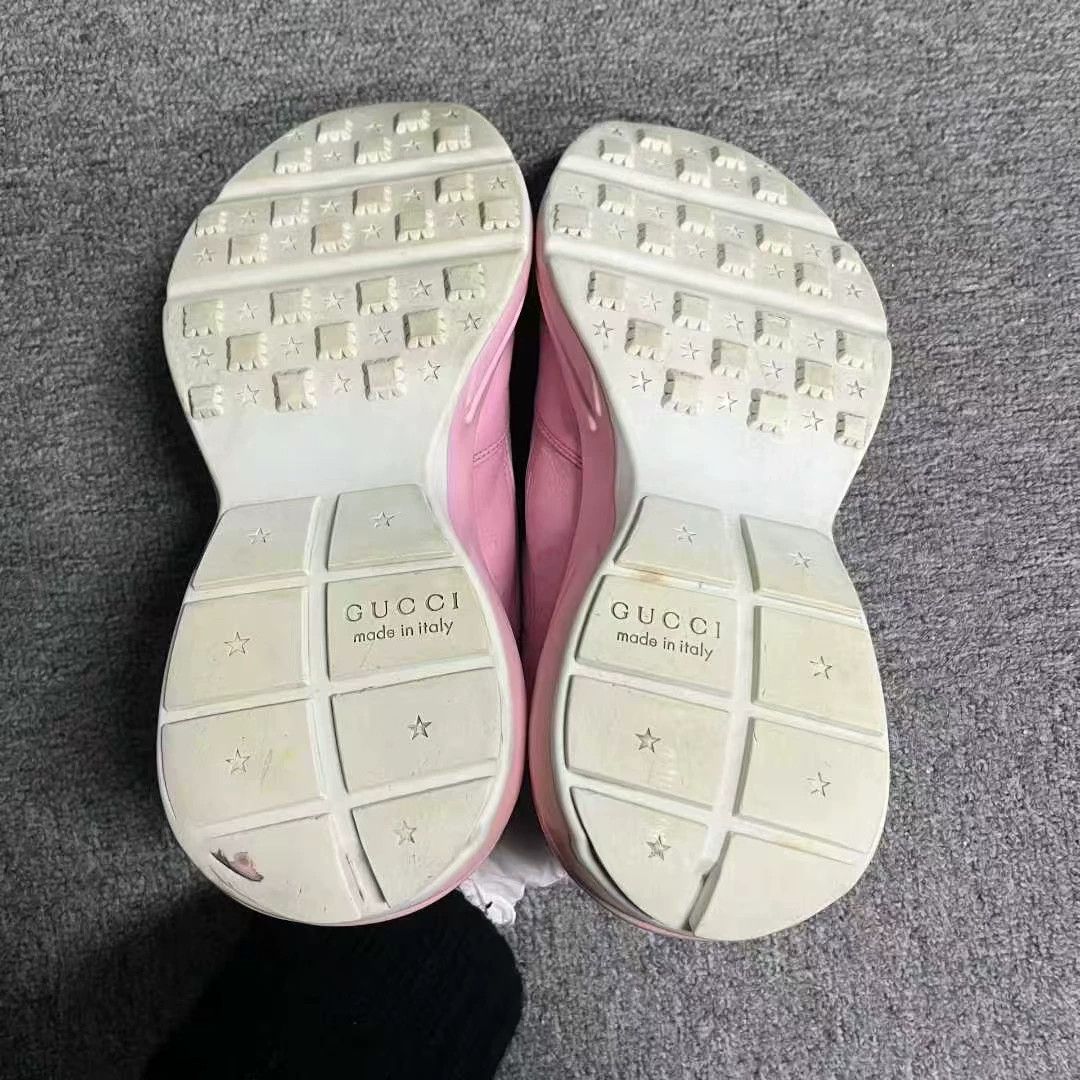 Gucci Gucci Printed Pink Lowtop Sneakers 39 Women Size US 8.5 / IT 38.5 - 6 Thumbnail