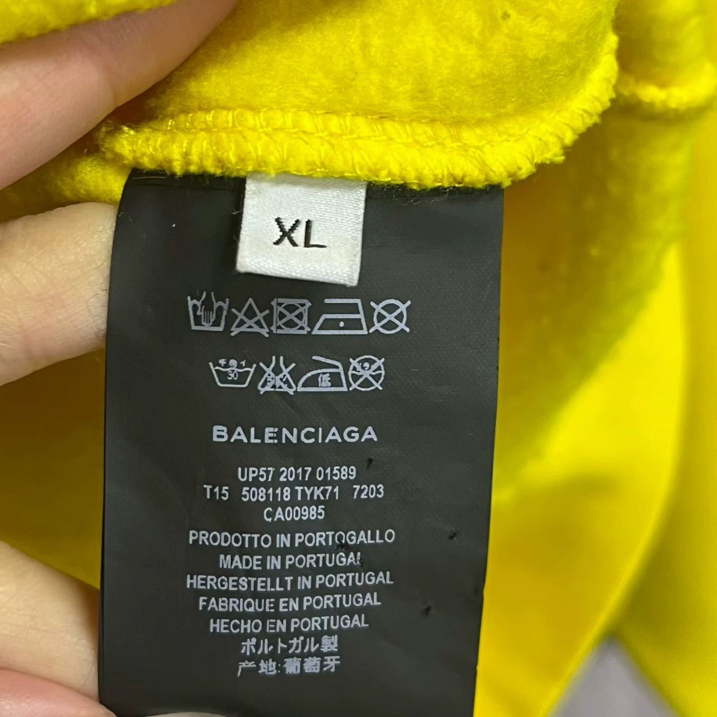 Balenciaga Balenciaga Printed Graphic Yellow Hoodie XL Men Size US XL / EU 56 / 4 - 3 Thumbnail