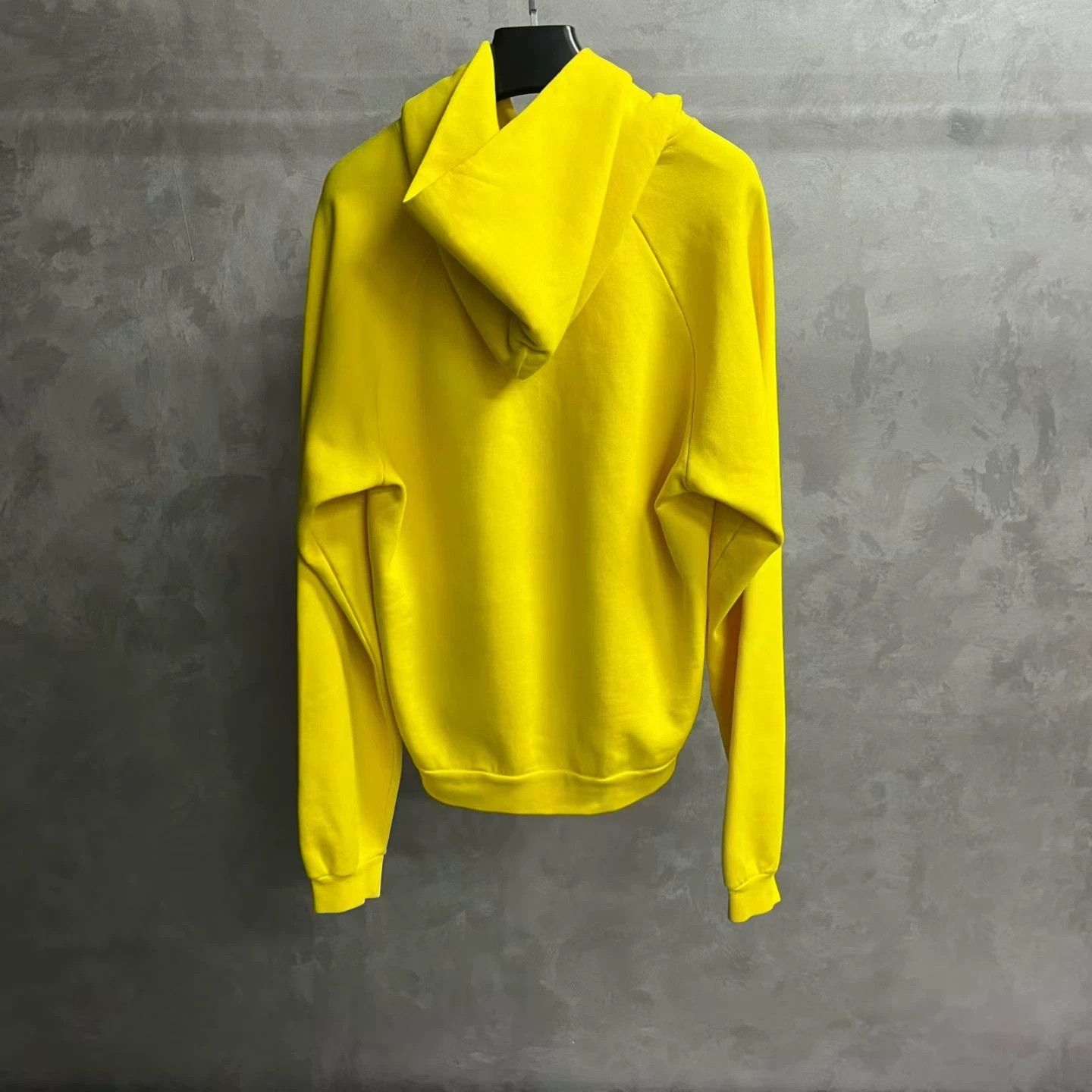 Balenciaga Balenciaga Printed Graphic Yellow Hoodie XL Men Size US XL / EU 56 / 4 - 5 Thumbnail