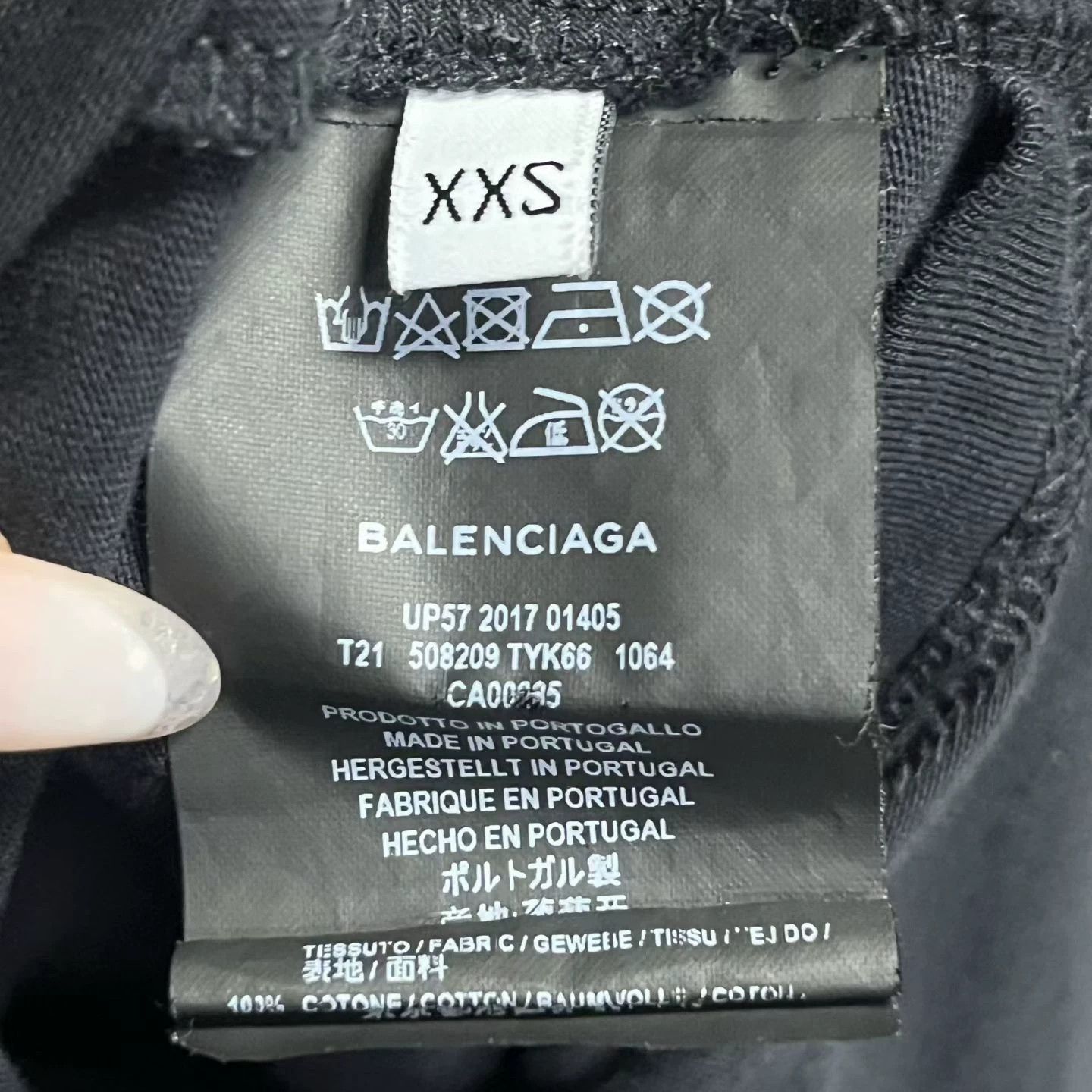 Balenciaga Balenciaga Printed Graphic Black Hoodie XXS Men Size US XXS / EU 40 - 3 Thumbnail