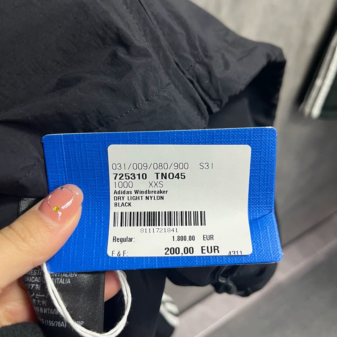 Balenciaga Balenciaga Retro Graphic Black Hoodie L Men Size US L / EU 52-54 / 3 - 4 Thumbnail