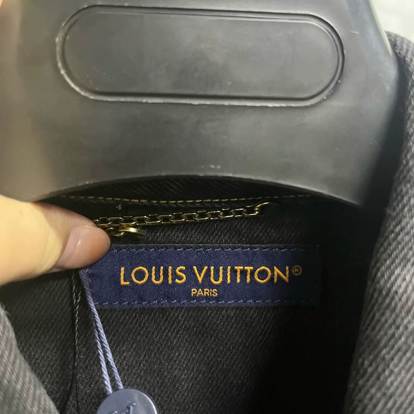 Louis Vuitton Louis Vuitton Denim Black T-Shirt M Women Size M / US 6-8 / IT 42-44 - 2 Thumbnail