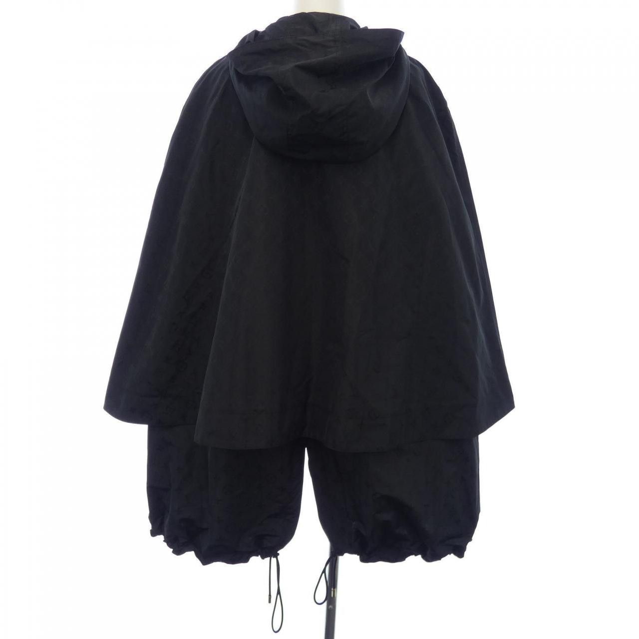 Louis Vuitton Louis Vuitton Louis Vuitton Sleeveless Parka Cape Coat Textile Outerwear FMOW82FLX DUTY FREE for USA Size ONE SIZE - 2 Thumbnail