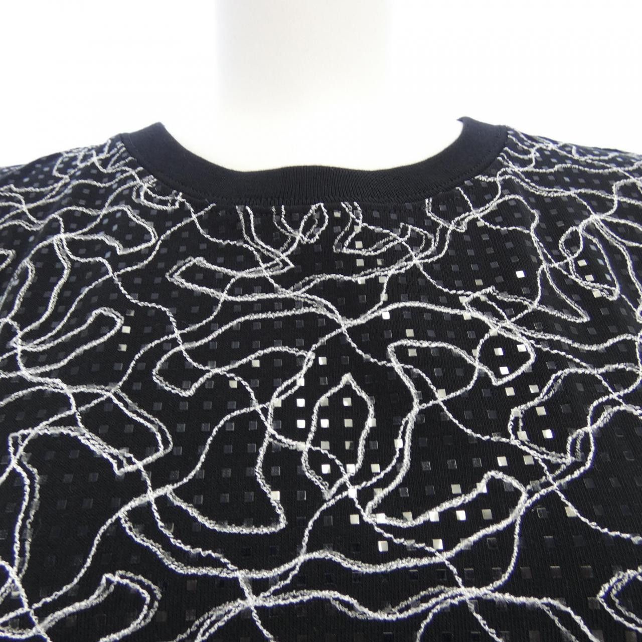 Chanel Chanel Chanel LOOK48 T Shirt Textile T-Shirts P78741K11351 DUTY FREE for USA Size ONE SIZE - 6 Thumbnail
