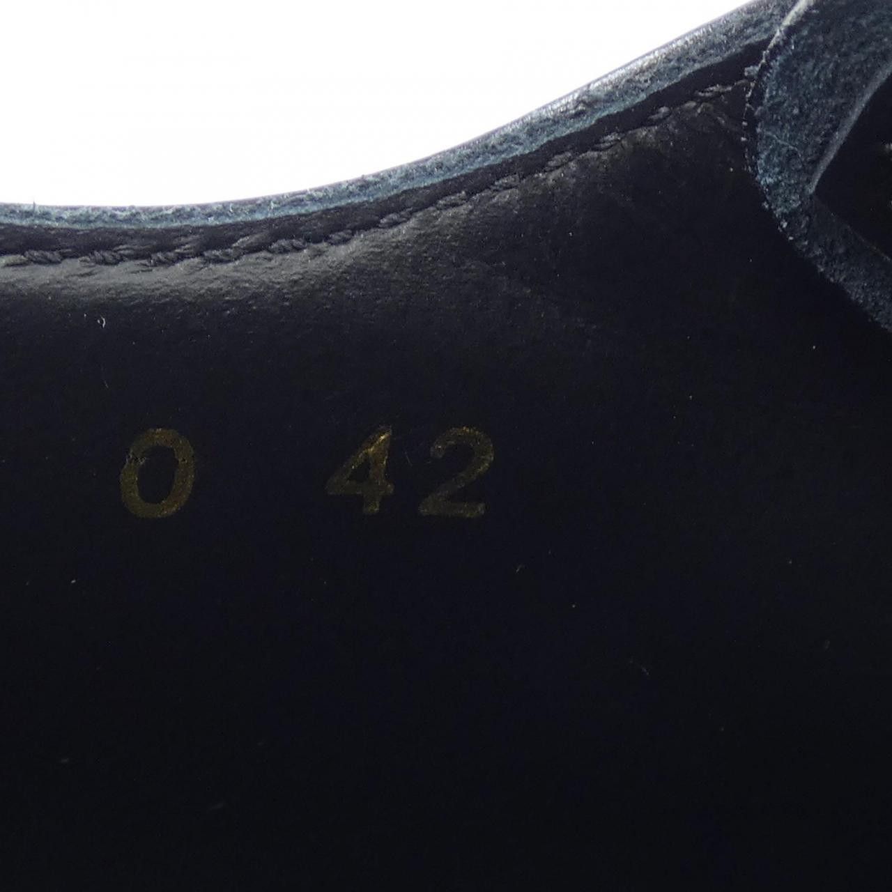 Valentino Valentino Valentino Leather Shoes Leather Shoes 5Y0S0I85 DUTY FREE for USA Size ONE SIZE - 9 Thumbnail